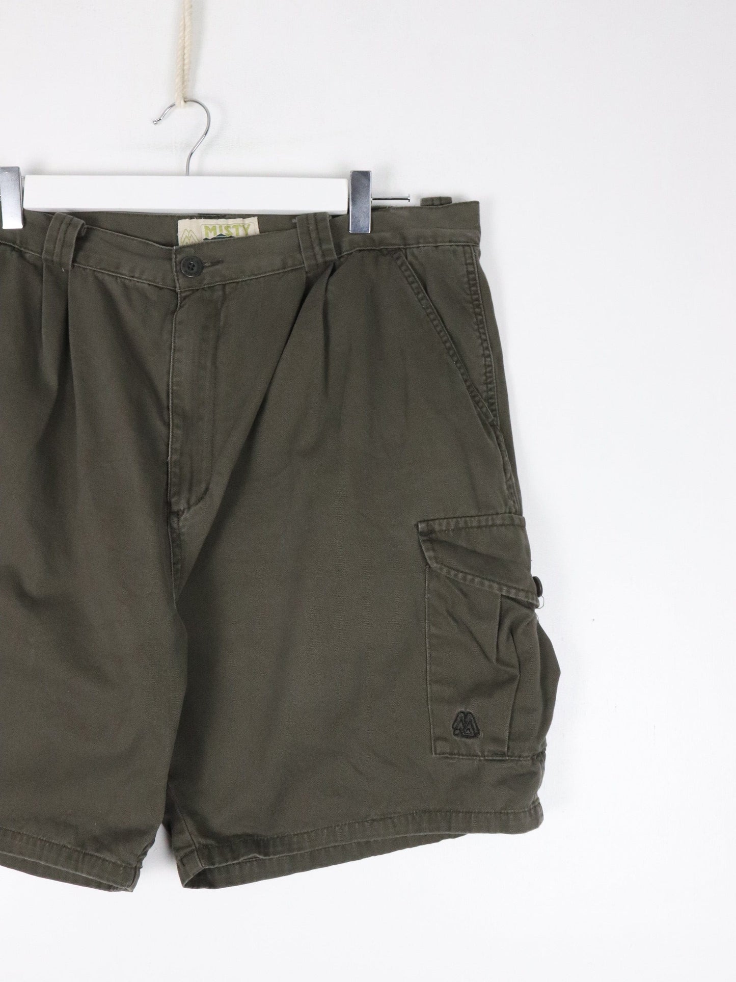 Other Shorts Misty Mountains Shorts Mens 36 Green Cargo