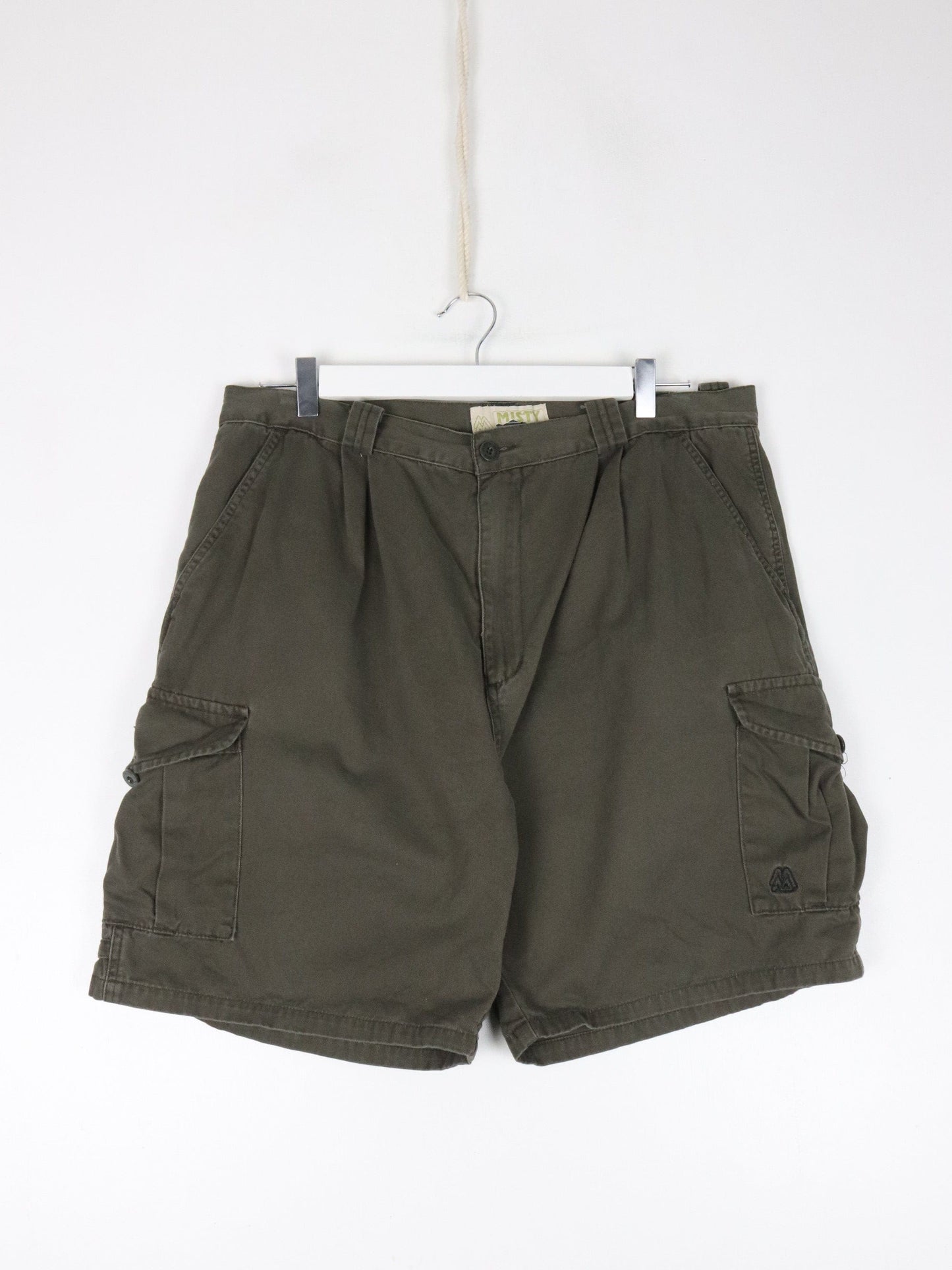 Other Shorts Misty Mountains Shorts Mens 36 Green Cargo