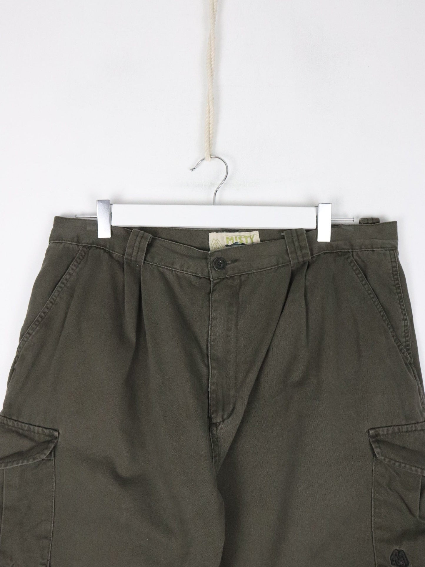 Other Shorts Misty Mountains Shorts Mens 36 Green Cargo