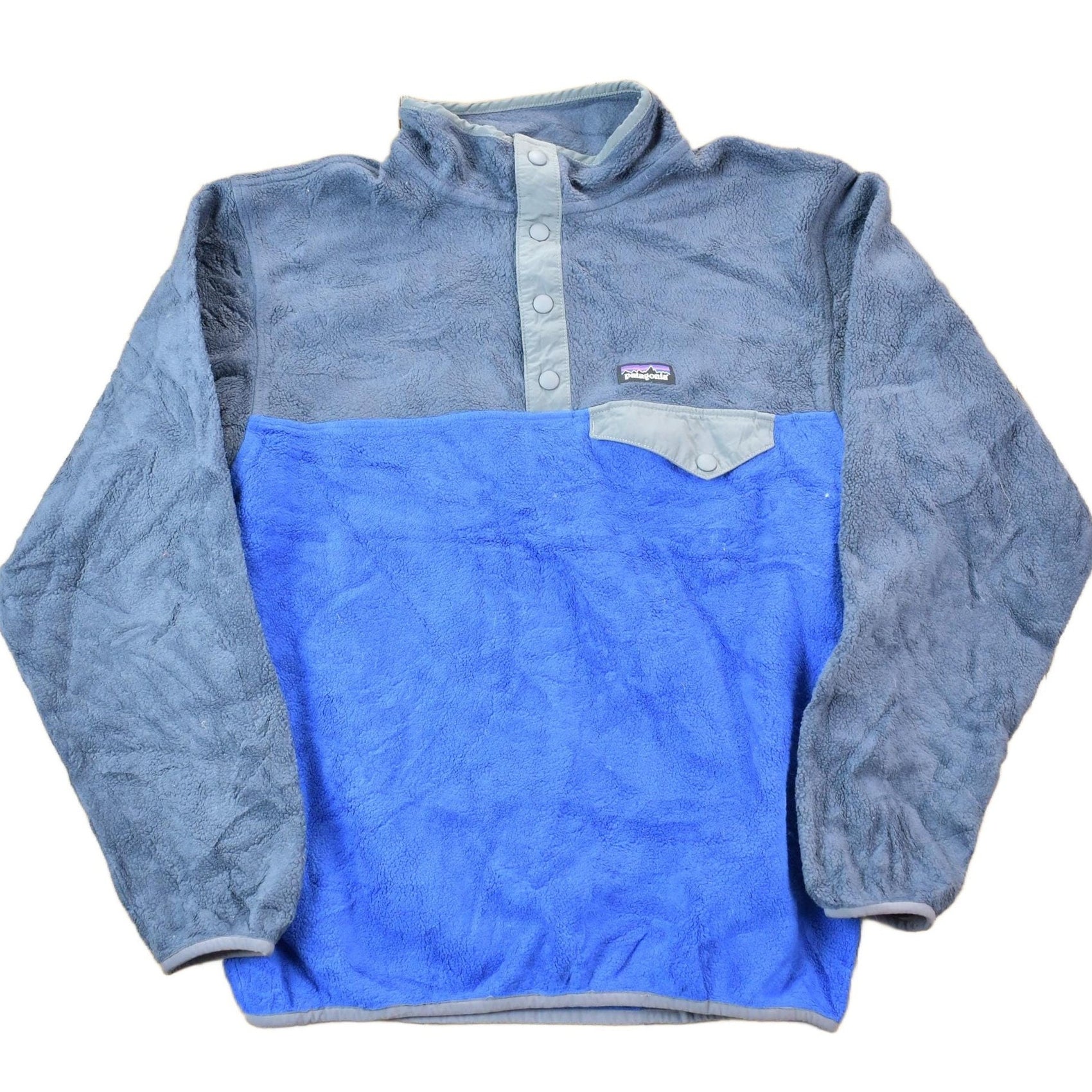 Patagonia Clothing > Gender Neutral Adult Clothing > Hoodies & Sweatshirts > Sweatshirts Vintage 1990s Patagonia Fleece Sweater Men's XL