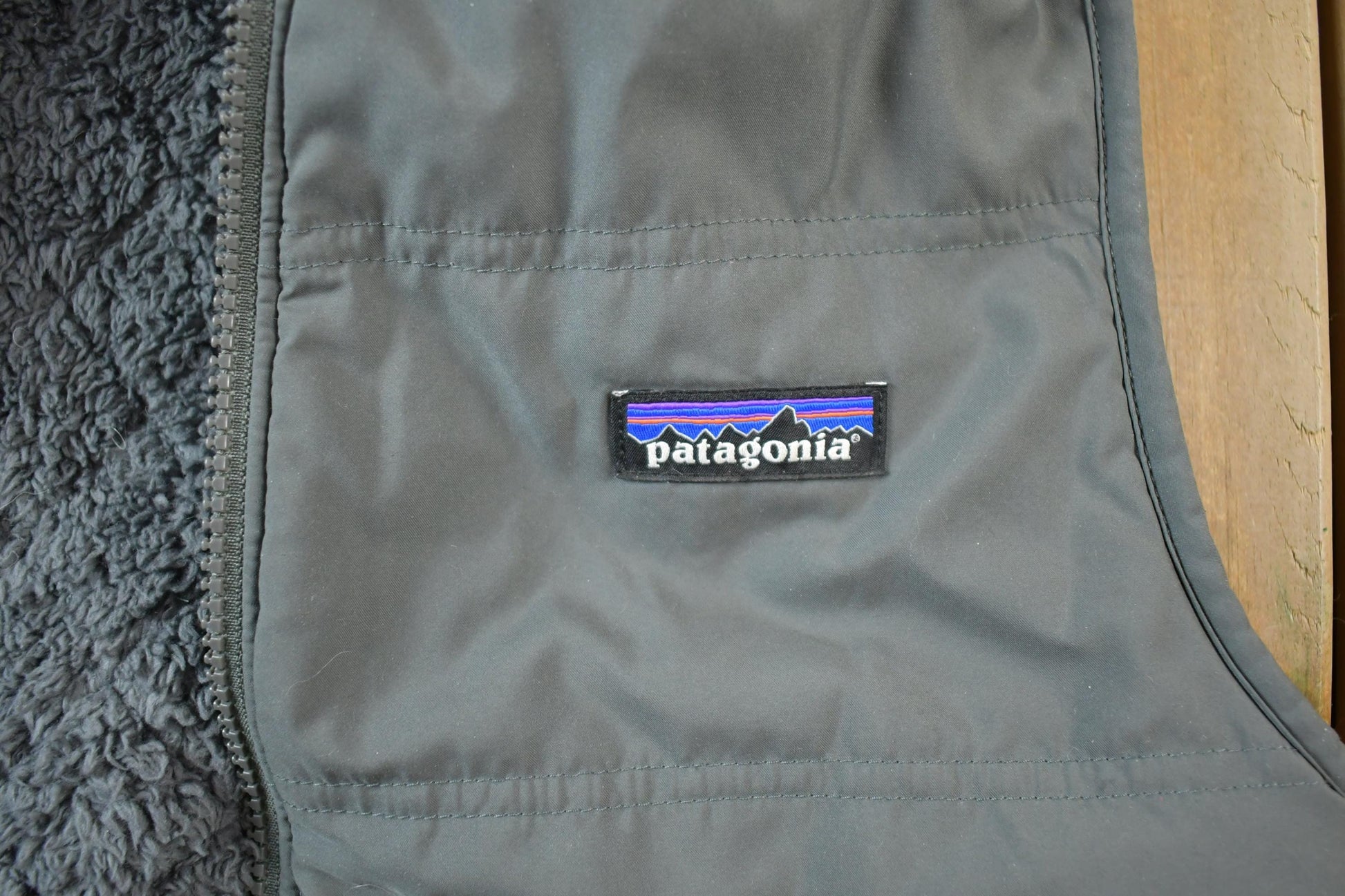 Patagonia Clothing > Gender Neutral Adult Clothing > Hoodies & Sweatshirts > Sweatshirts Vintage 1990s Patagonia Reversible Fleece Hooded Sweater Vest Men's S