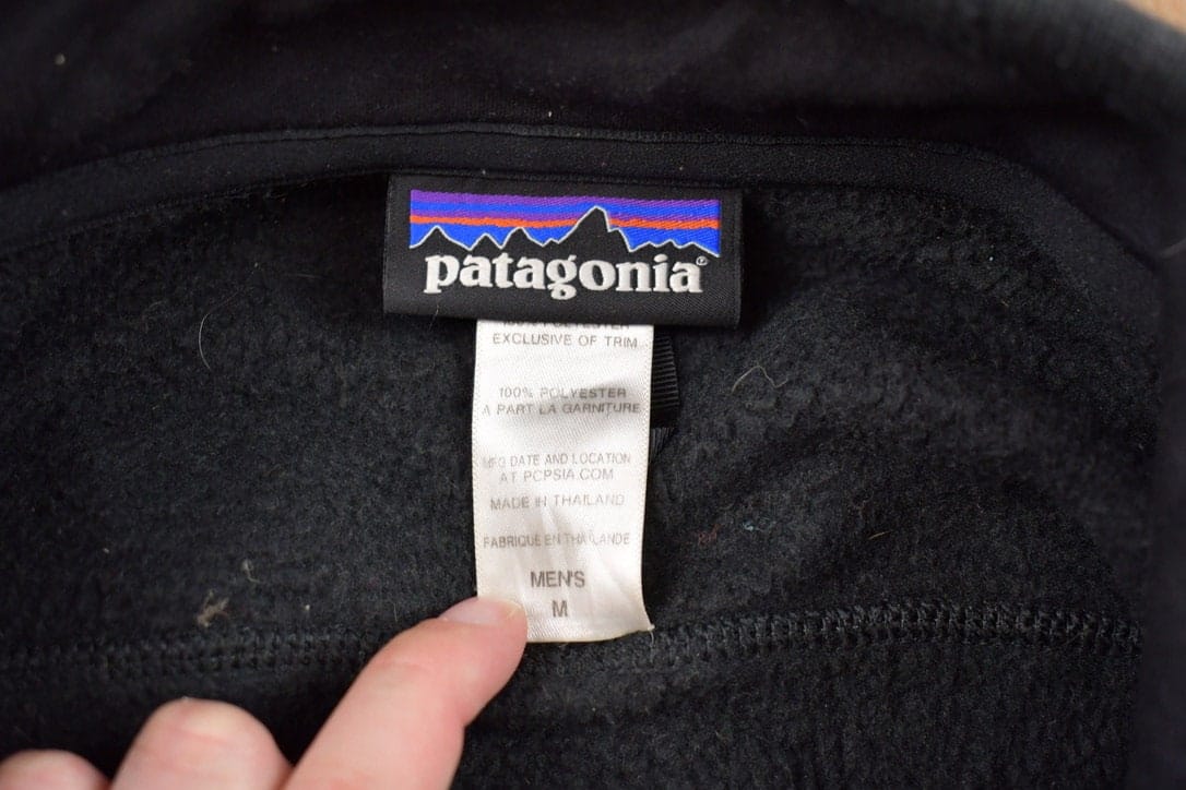 Patagonia Clothing > Gender Neutral Adult Clothing > Hoodies & Sweatshirts > Sweatshirts Vintage 1990s Summit Academy Schools Patagonia Fleece Sweater Women's S