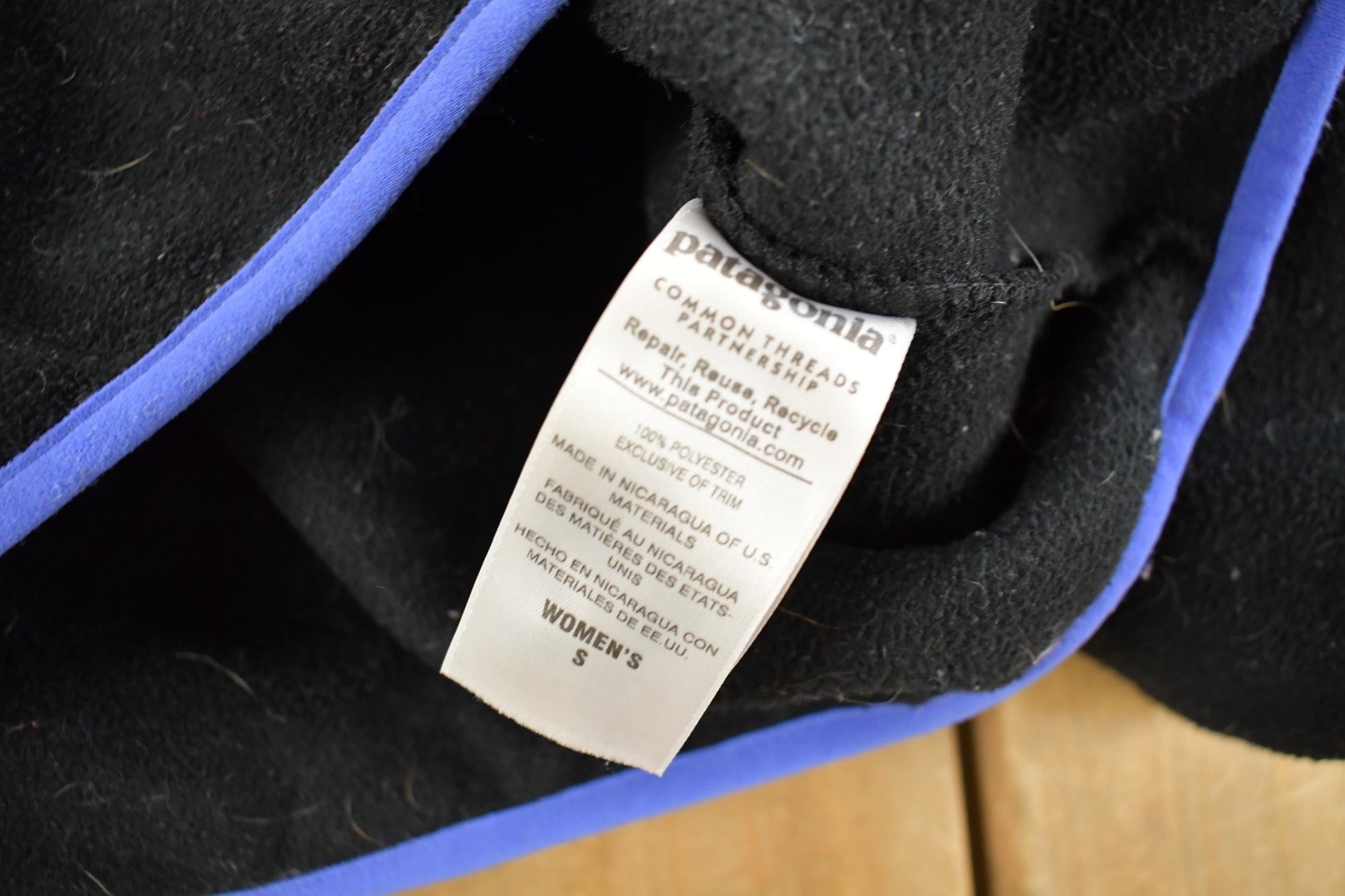 Patagonia Clothing > Gender Neutral Adult Clothing > Hoodies & Sweatshirts > Sweatshirts Vintage 2000s Patagonia Synchilla Snap T Fleece Sweater Women's Small