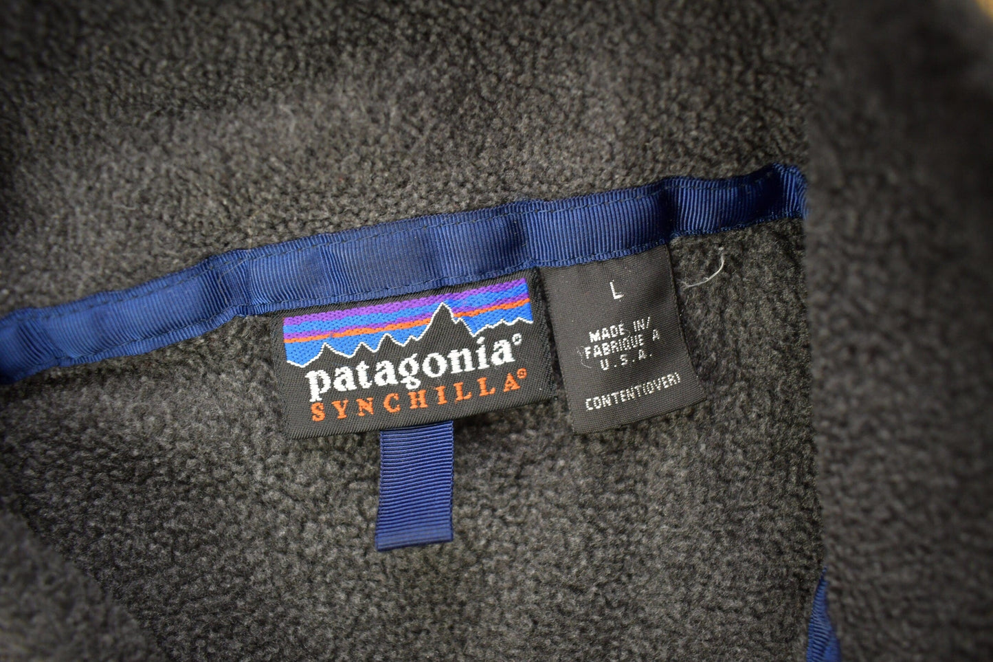 Patagonia Clothing > Gender Neutral Adult Clothing > Hoodies & Sweatshirts > Sweatshirts Vintage 2001 Patagonia Synchilla Full Zip Fleece Sweater Men's Large