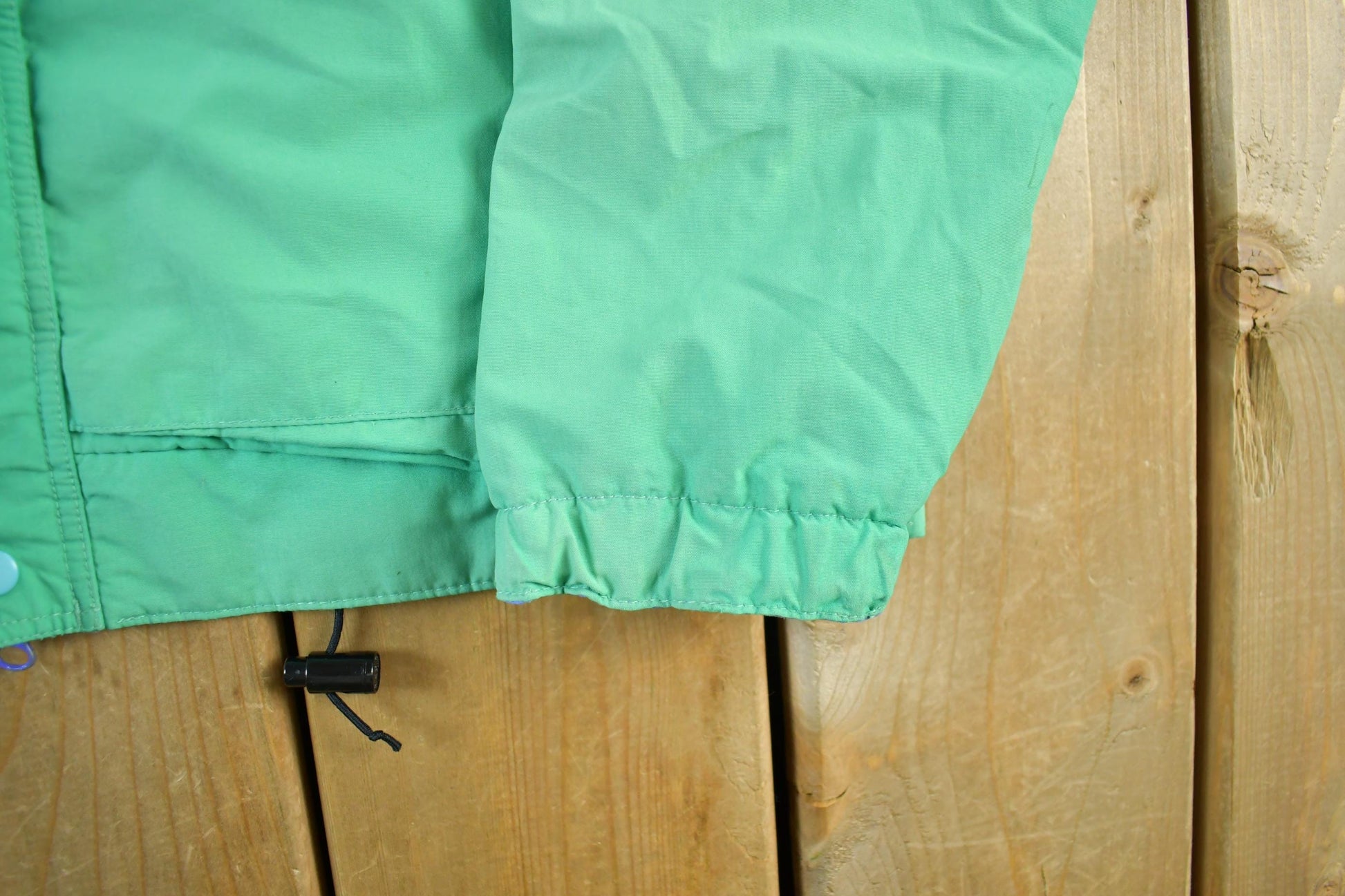 Patagonia Clothing > Gender Neutral Adult Clothing > Jackets & Coats Vintage 1980s Patagonia Full Zip Lightweight Jacket Men's S-M