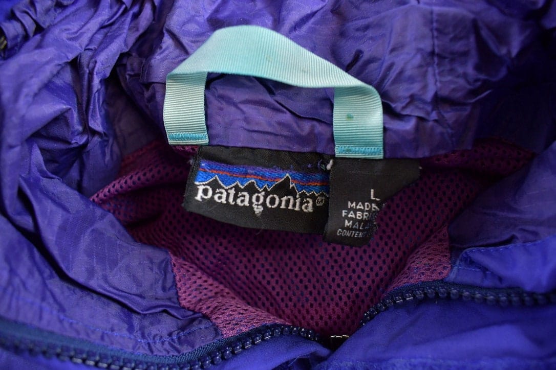 Patagonia Clothing > Gender Neutral Adult Clothing > Jackets & Coats Vintage 2003 Patagonia Full Zip Rain Jacket Men's Large