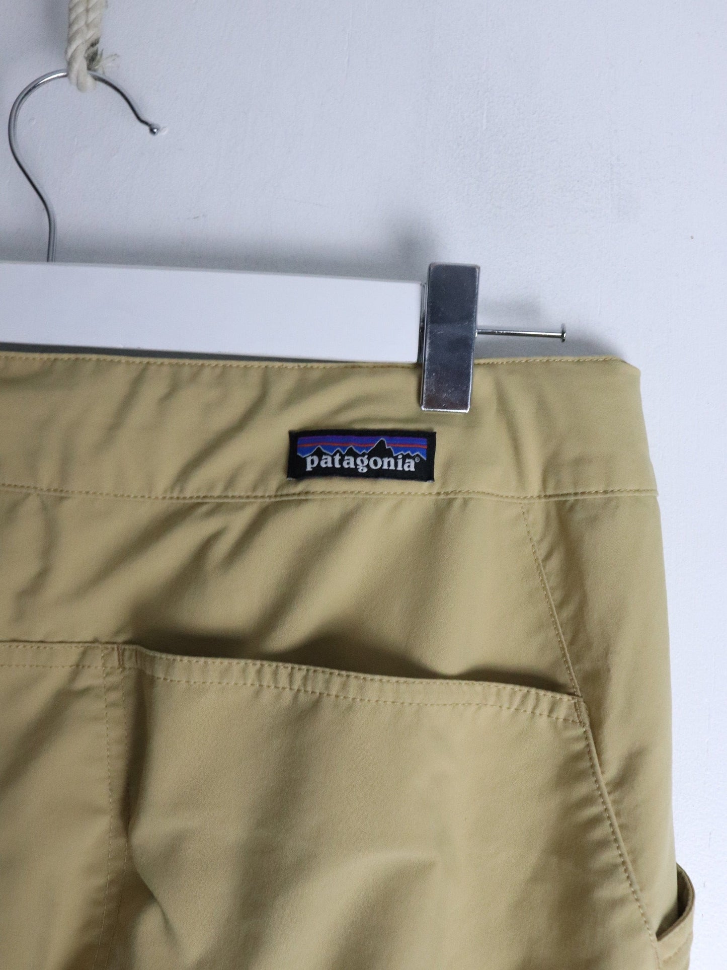 Patagonia Pants Mens 35 Yellow Hiking