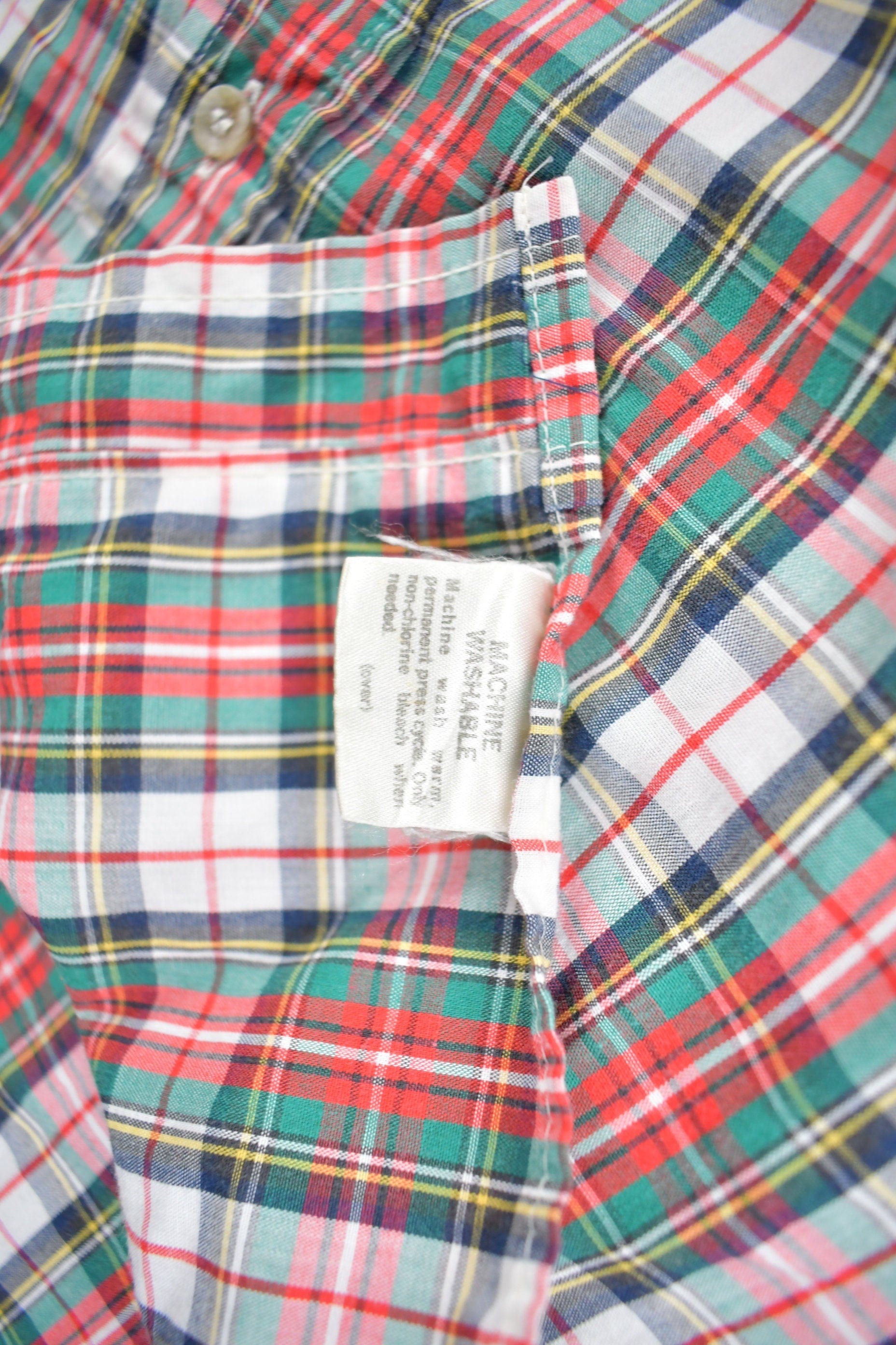 Pendleton Clothing > Men's Clothing > Shirts & Tees > Oxfords & Button Downs Vintage 1980s Country Traditional's By Pendleton Plaid Button Up Shirt Men's XL