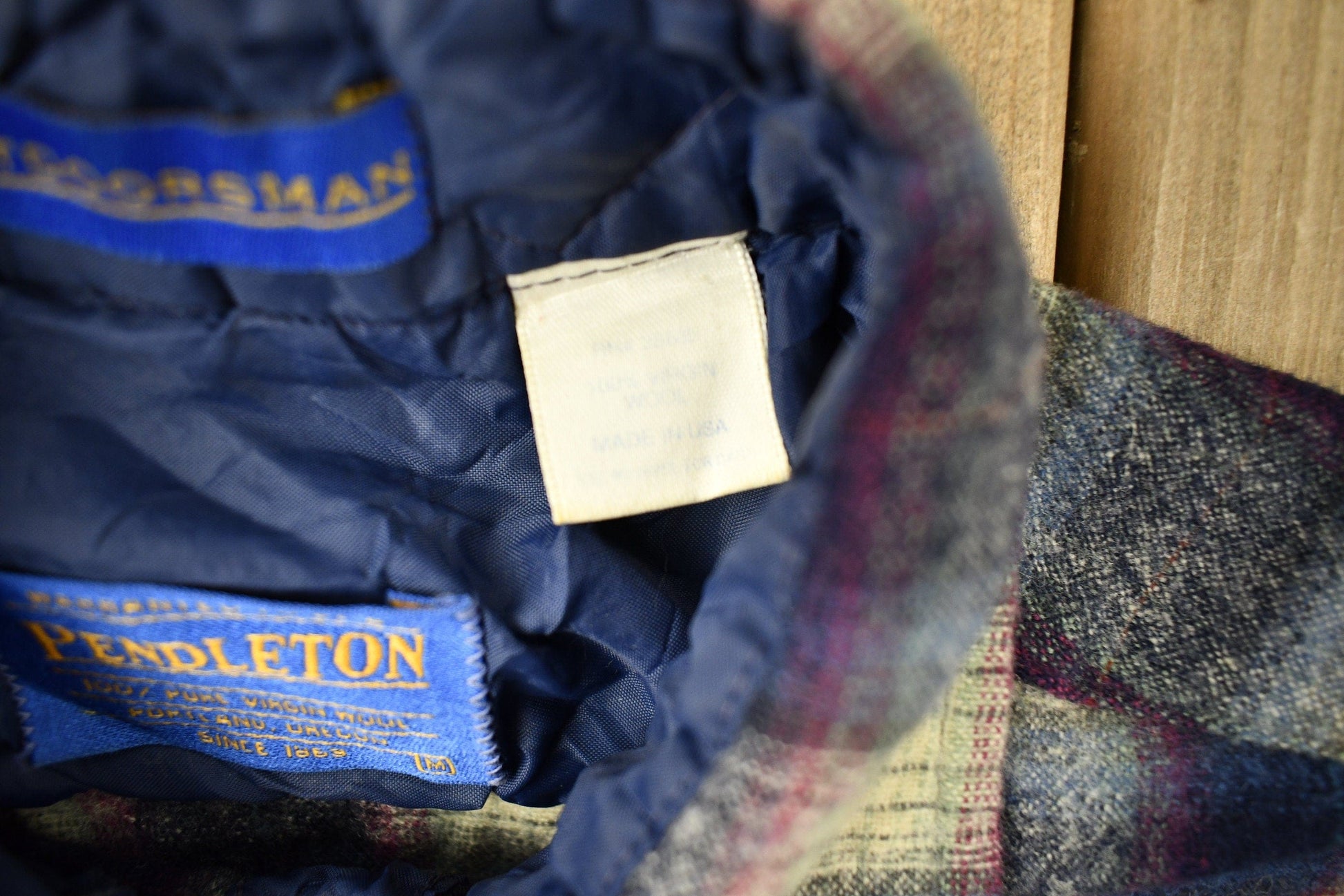 Pendleton Clothing > Men's Clothing > Shirts & Tees > Oxfords & Button Downs Vintage 1980s Pendleton Outdoorsman Plaid Button Up Shirt Men's Medium