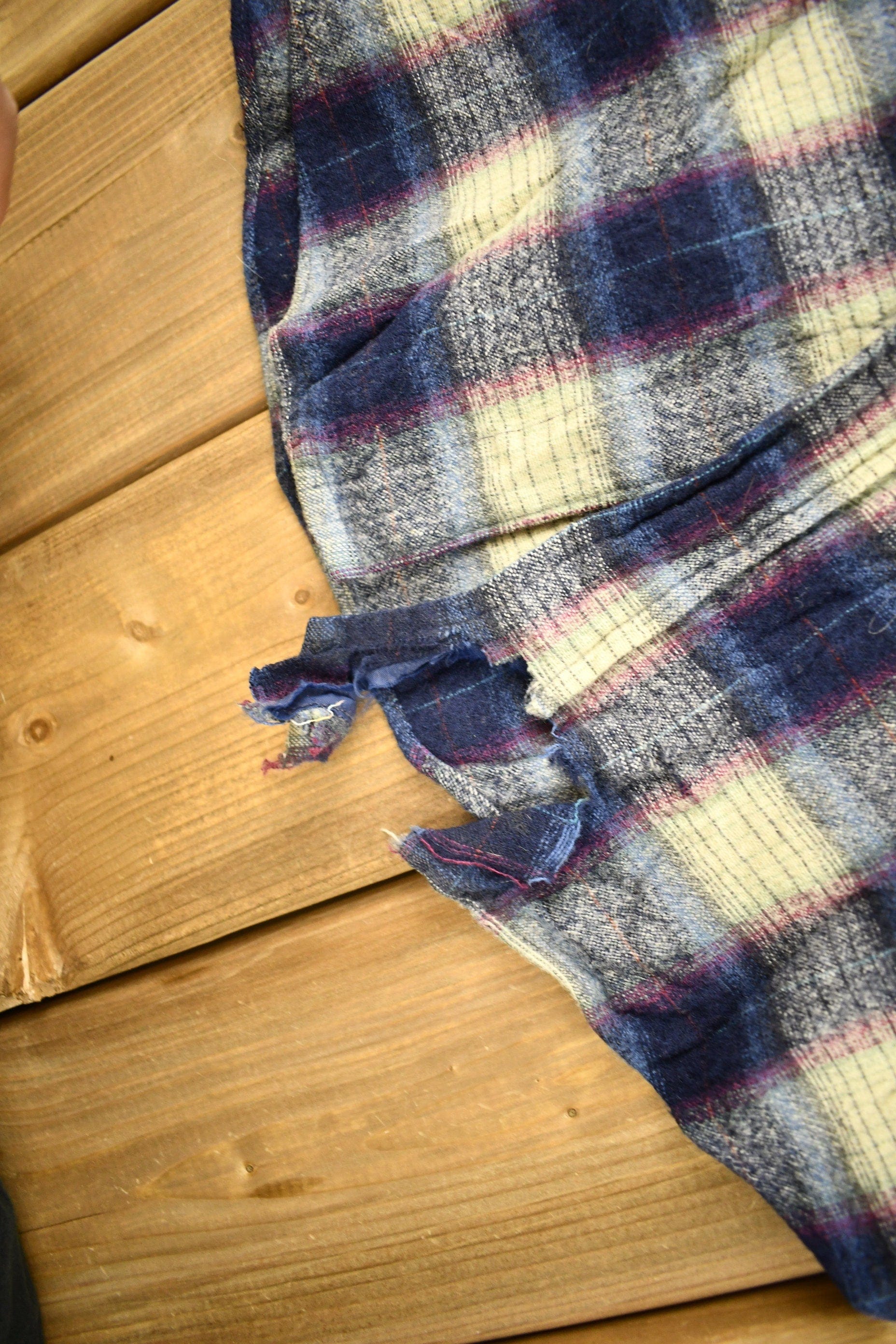 Pendleton Clothing > Men's Clothing > Shirts & Tees > Oxfords & Button Downs Vintage 1980s Pendleton Outdoorsman Plaid Button Up Shirt Men's Medium