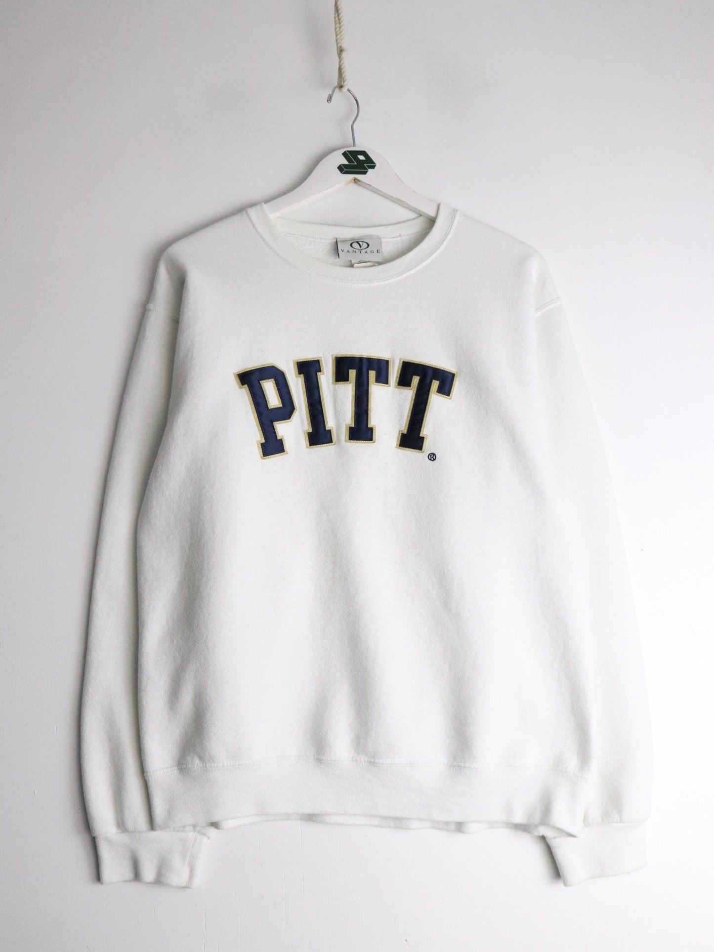 Pittsburgh Panthers Sweatshirt Mens Medium White Collegiate from propervintagecanada