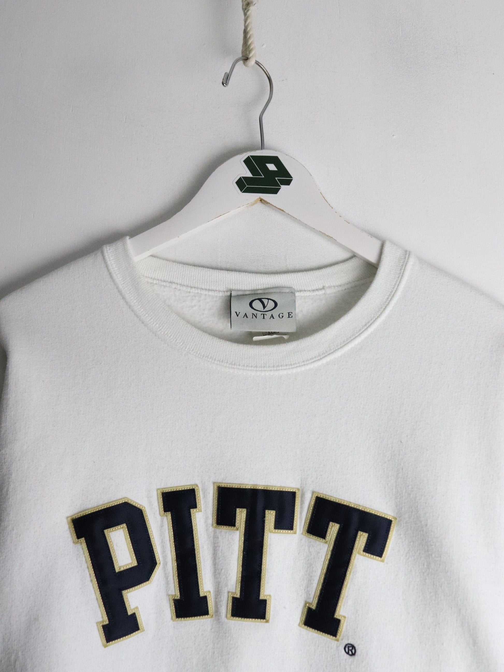 Pittsburgh Panthers Sweatshirt Mens Medium White Collegiate from propervintagecanada