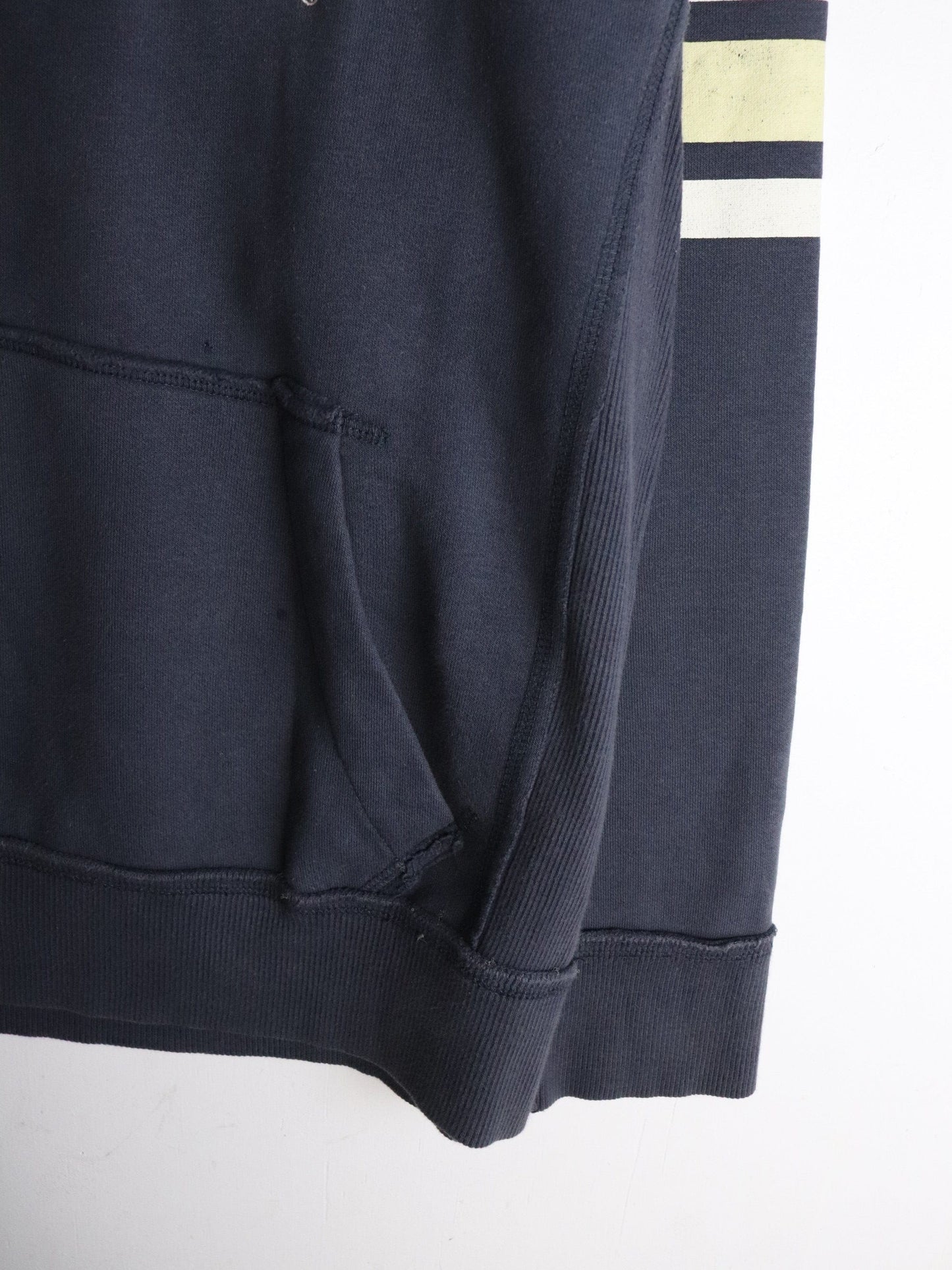Pittsburgh Panthers Sweatshirt Mens Small Blue Hoodie from propervintagecanada