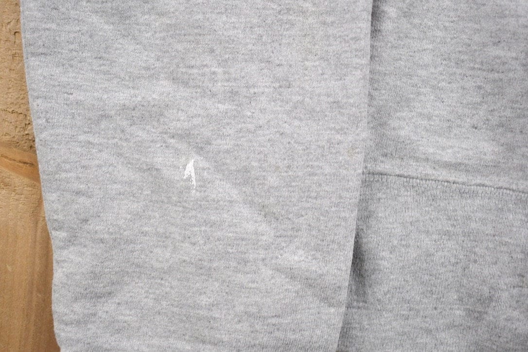 Polo Clothing > Gender Neutral Adult Clothing > Hoodies & Sweatshirts > Sweatshirts Vintage 1990s Ralph Lauren Polo Jeans Crewneck Sweatshirt Women's M