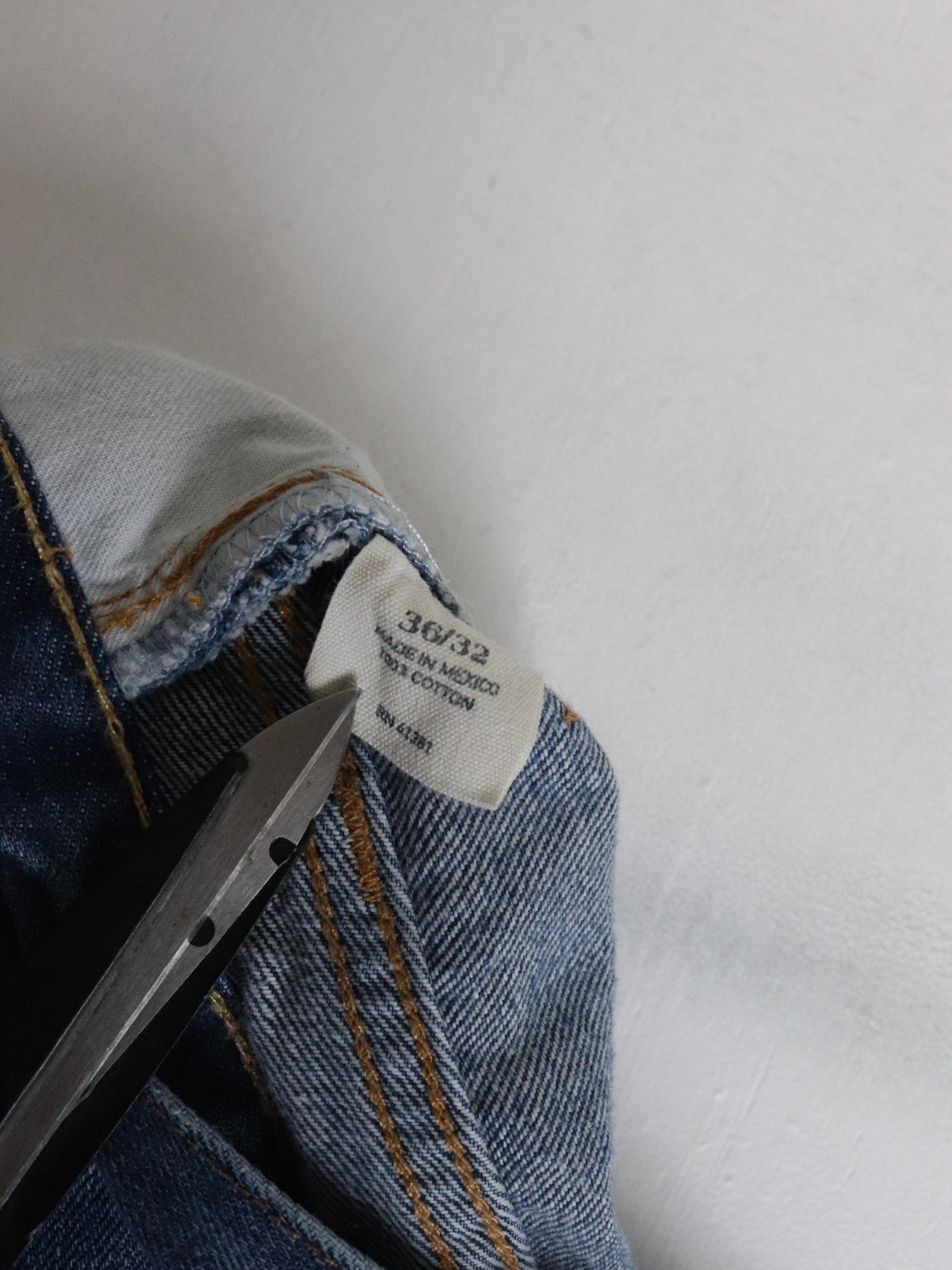 Polo Ralph Lauren Denim Jeans Mens 38 x 32 Blue from propervintagecanada