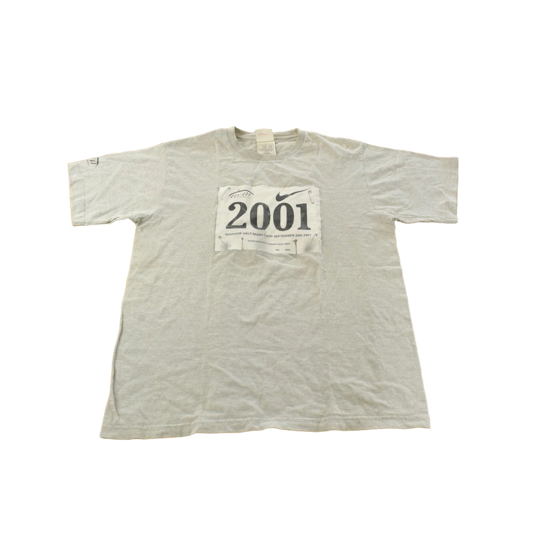 Vintage 2001 Nike Windsor Half Marathon Running T-Shirt Men's Large