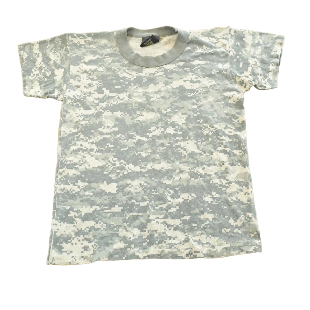 Vintage 1990s Digital Camo Short Sleeve T-Shirt Mens XS