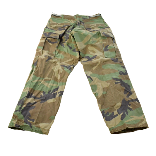 Vintage 2000s Starched Army Military Woodland Camo Cargo Pants Men's S