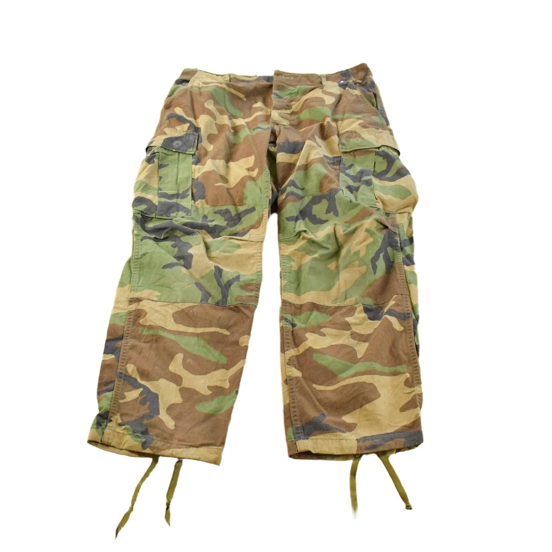 Vintage 1980s Army Woodland Camouflage Cargo Pants Men's L
