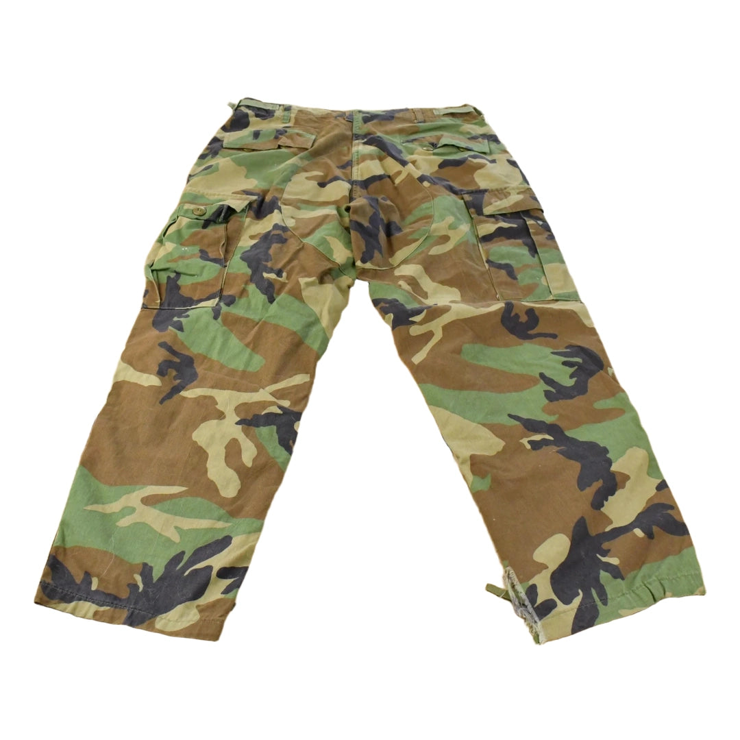 Vintage 2000s Army Woodland Camouflage Cargo Pants Men's Medium Short