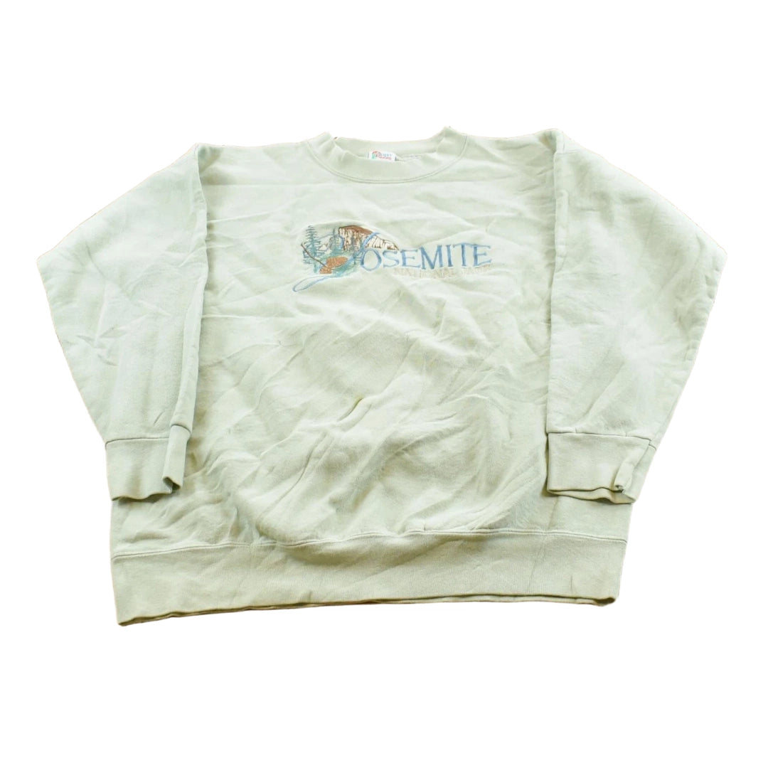 Vintage 1990s Yosemite National Park Embroidered Souvenir Crewneck Sweatshirt Men's M