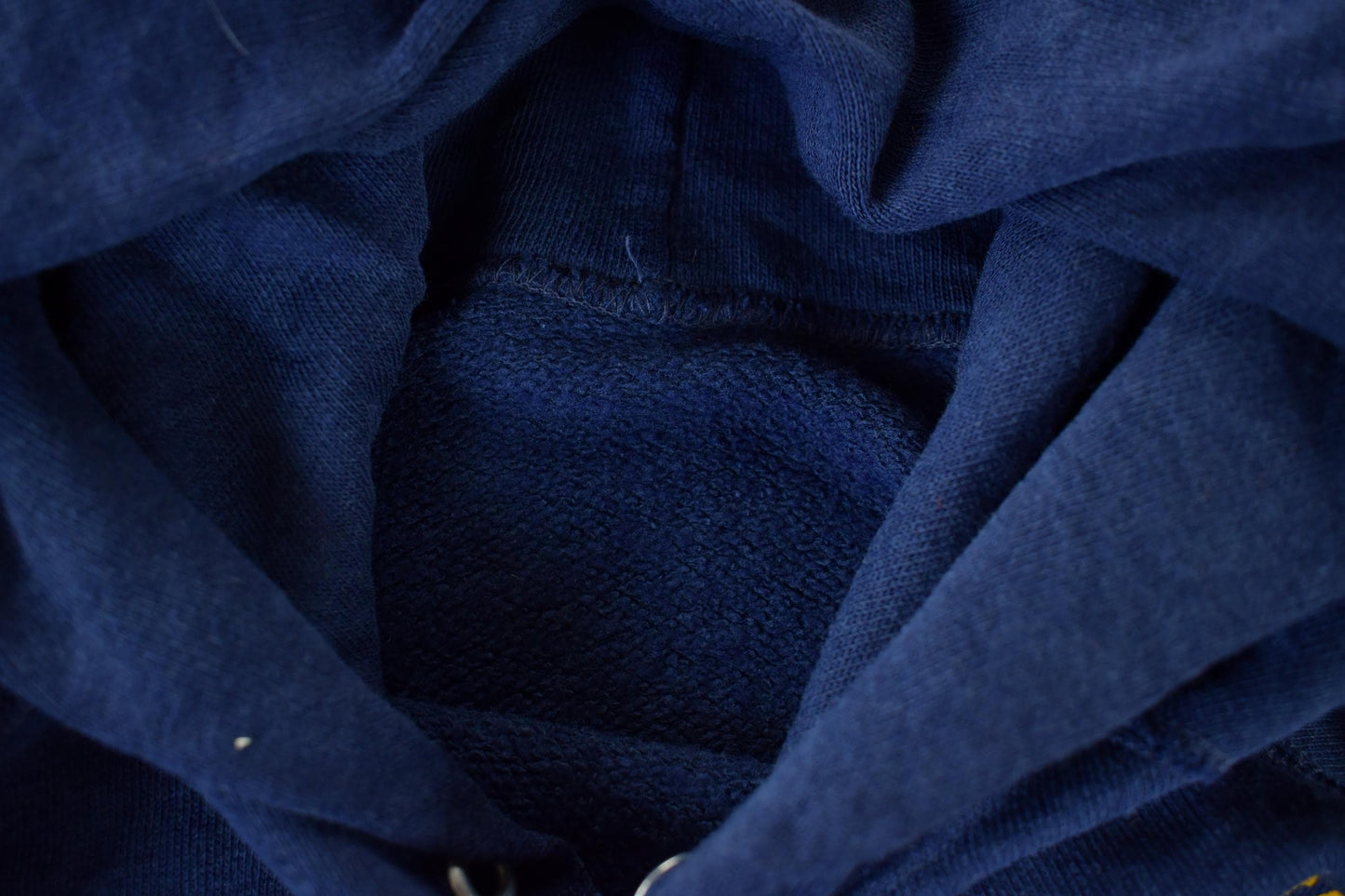 Proper Vintage Clothing > Gender Neutral Adult Clothing > Hoodies & Sweatshirts > Sweatshirts Vintage 1970s University of Minnesota Hoodie Men's Small / Vintage Collegiate / Made In USA / 70s College Crewneck / Preppy Sportswear