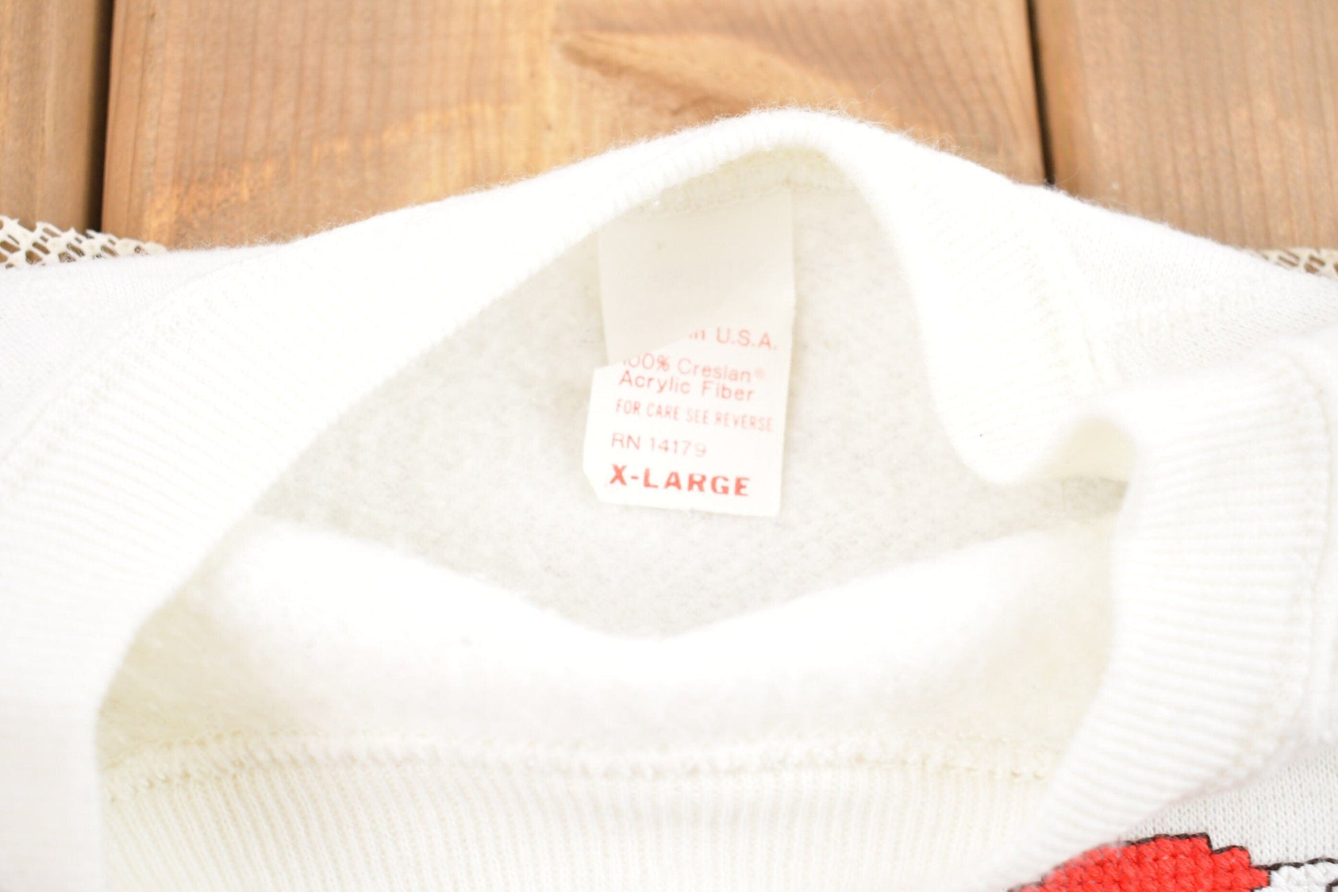 Proper Vintage Clothing > Gender Neutral Adult Clothing > Hoodies & Sweatshirts > Sweatshirts Vintage 1980s Goofy Disney Crewneck , Vintage Sweatshirt , Sportswear , Vintage Cartoons , Disney , Christmas / Holiday / Made In USA