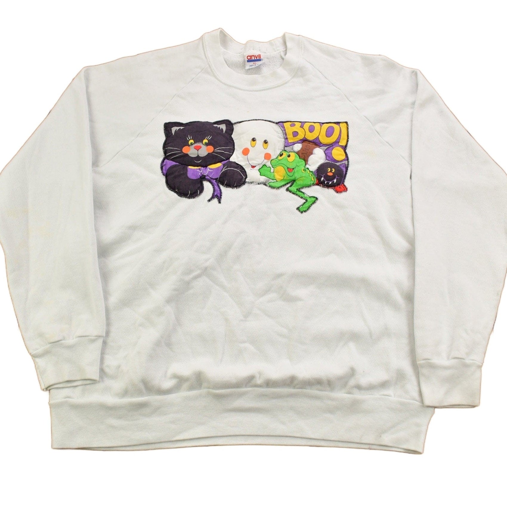 Proper Vintage Clothing > Gender Neutral Adult Clothing > Hoodies & Sweatshirts > Sweatshirts Vintage 1980s Halloween Patchwork Raglan Crewneck Sweatshirt / 90s Crewneck / Souvenir / Athleisure / Spooky Sweater / Made In USA