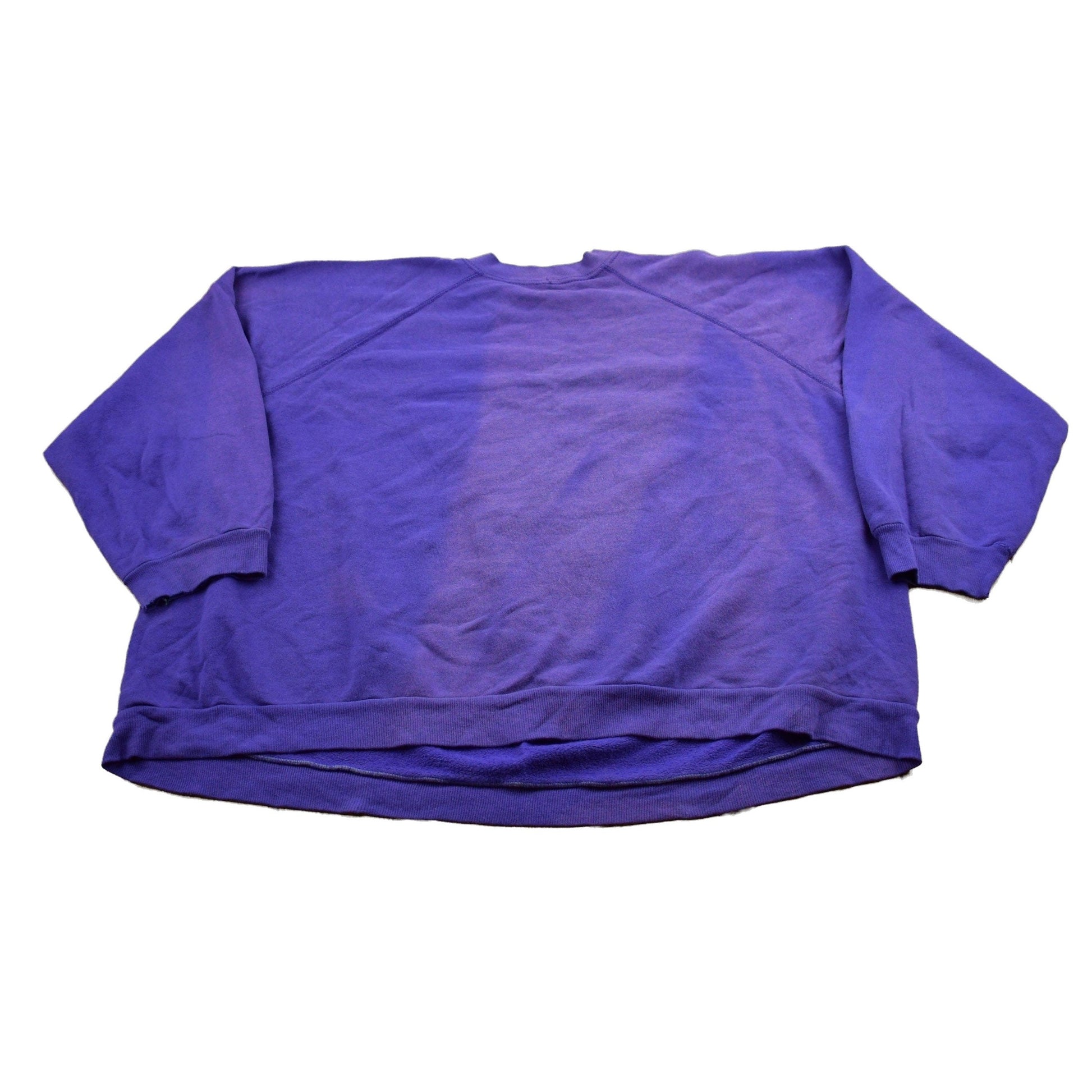 Proper Vintage Clothing > Gender Neutral Adult Clothing > Hoodies & Sweatshirts > Sweatshirts Vintage 1980s Minnesota Viking NFL Graphic Raglan Crewneck Sweatshirt / 80s Crewneck / Souvenir / Athleisure / Streetwear / 90s NFL Graphic