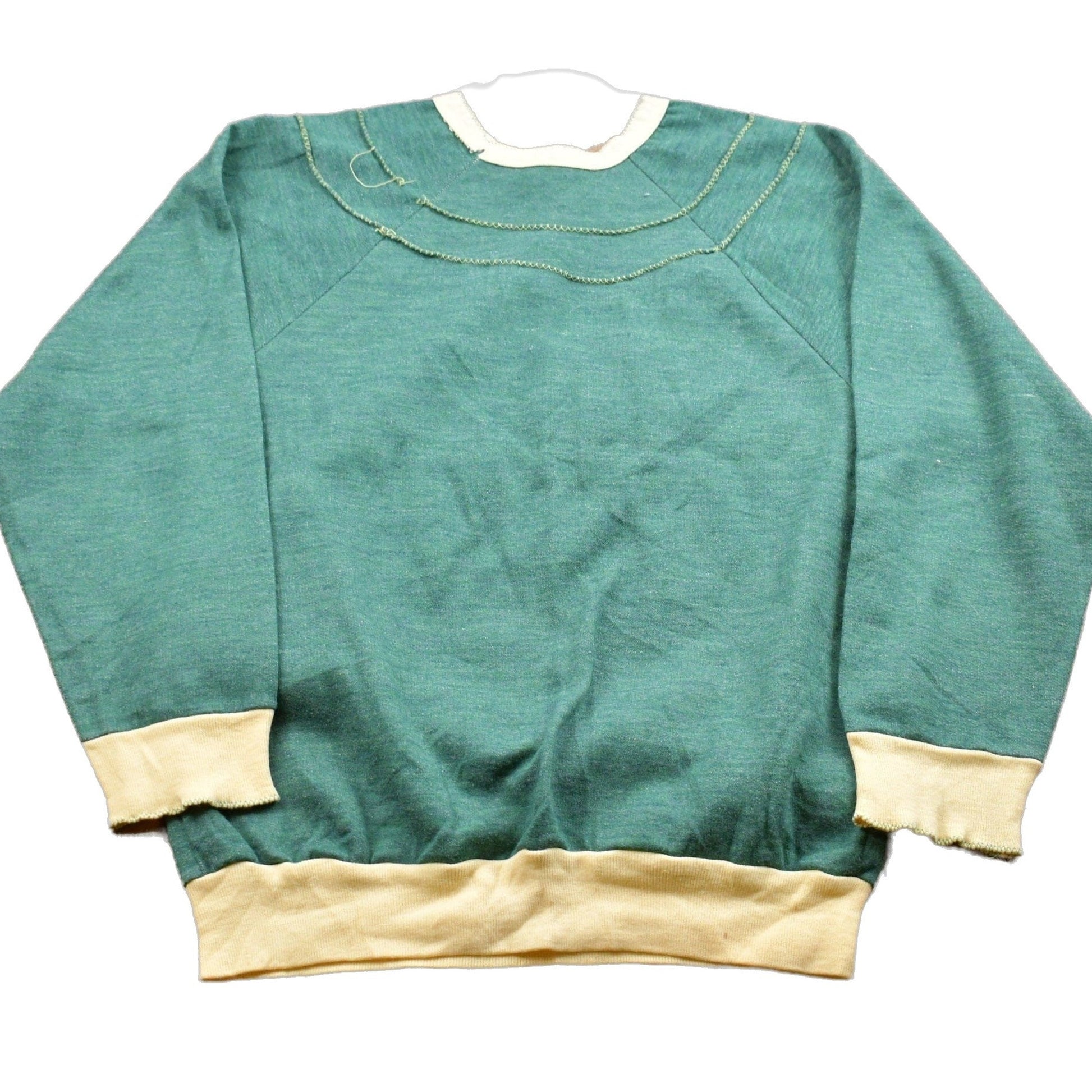 Proper Vintage Clothing > Gender Neutral Adult Clothing > Hoodies & Sweatshirts > Sweatshirts Vintage 1980s Sunflower Embroidered Raglan Sweatshirt / 80s Crewneck / Souvenir / Athleisure / Streetwear / Floral Graphic / Made In USA