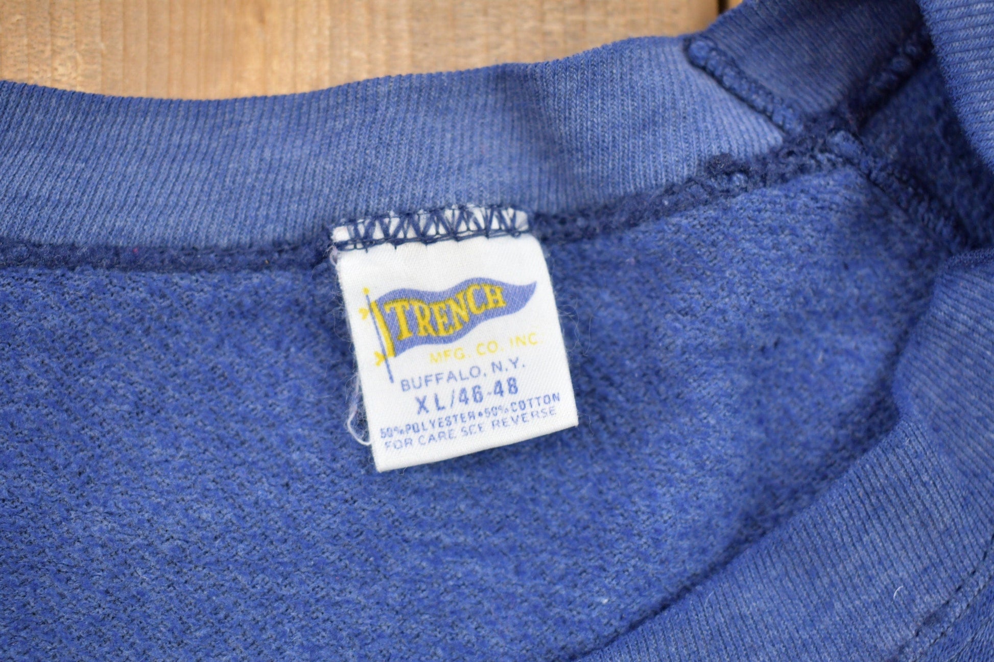 Proper Vintage Clothing > Gender Neutral Adult Clothing > Hoodies & Sweatshirts > Sweatshirts Vintage 1980s Trench Chicago Bears NFL Graphic Raglan Crewneck Sweatshirt / 90s Crewneck / Souvenir / Athleisure / Streetwear / Made In USA