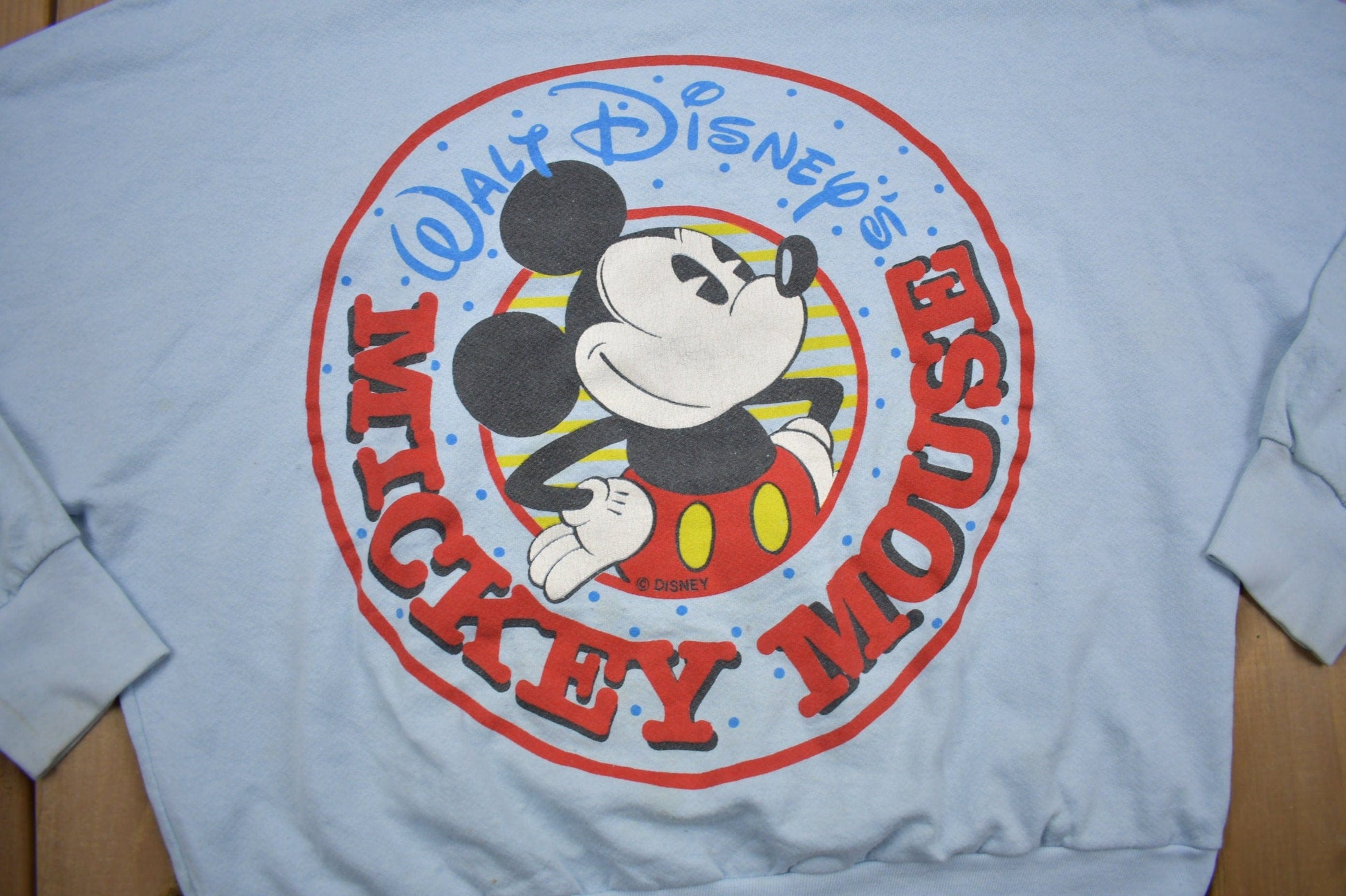 Proper Vintage Clothing > Gender Neutral Adult Clothing > Hoodies & Sweatshirts > Sweatshirts Vintage 1980s Walt Disney Mickey Mouse Crewneck / Made In USA / Vintage Sweatshirt / Sportswear / 80s Disney