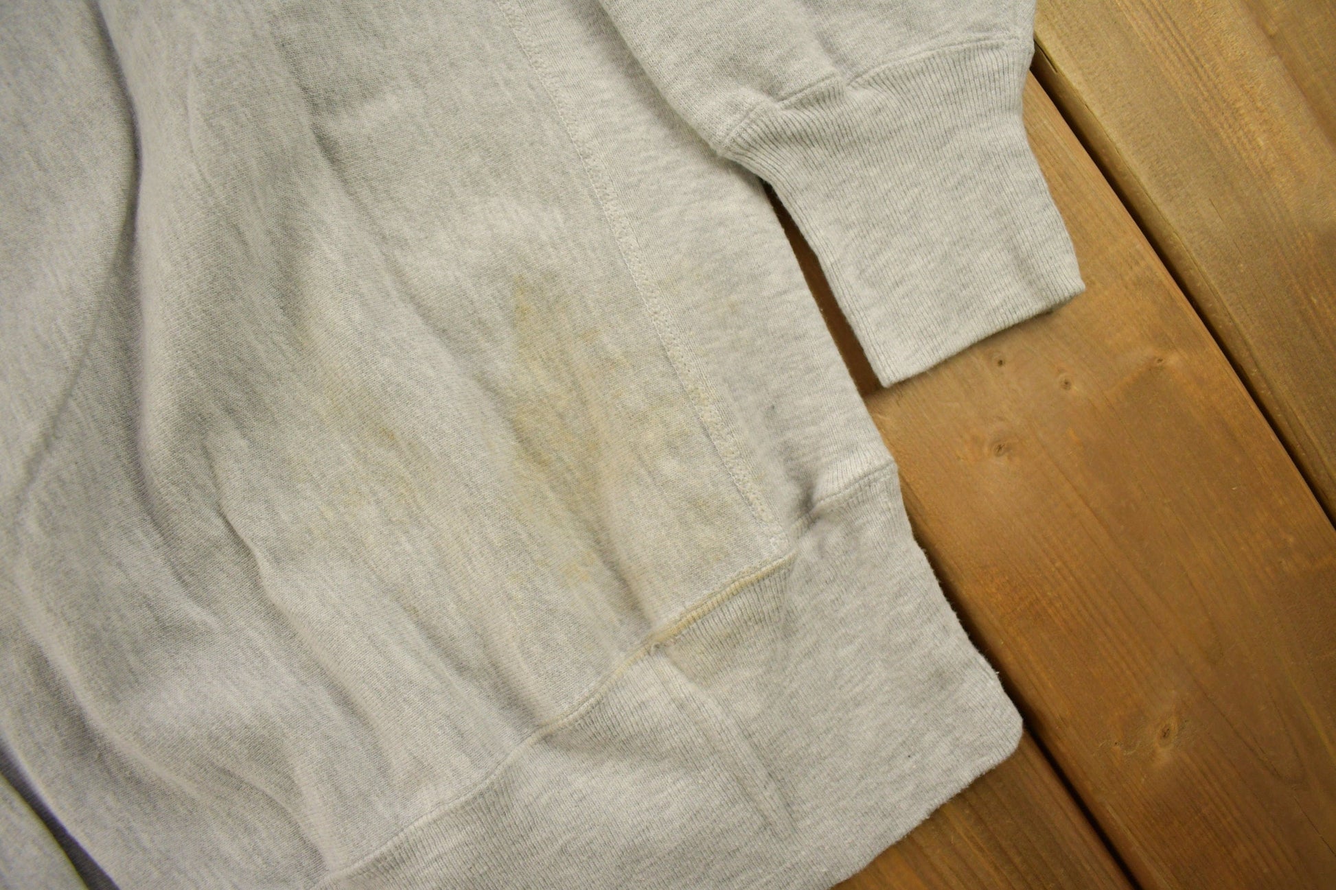 Proper Vintage Clothing > Gender Neutral Adult Clothing > Hoodies & Sweatshirts > Sweatshirts Vintage 1990s Blank Grey Champion Reverse Weave Crewneck / Vintage Champion / Vintage Pullover / Streetwear /Made In USA / Sportswear