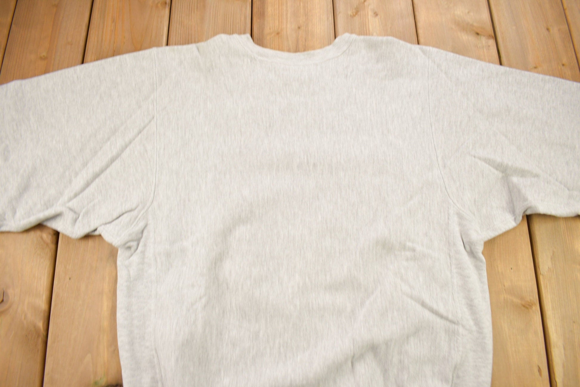 Proper Vintage Clothing > Gender Neutral Adult Clothing > Hoodies & Sweatshirts > Sweatshirts Vintage 1990s Blank Grey Champion Reverse Weave Crewneck / Vintage Champion / Vintage Pullover / Streetwear /Made In USA / Sportswear