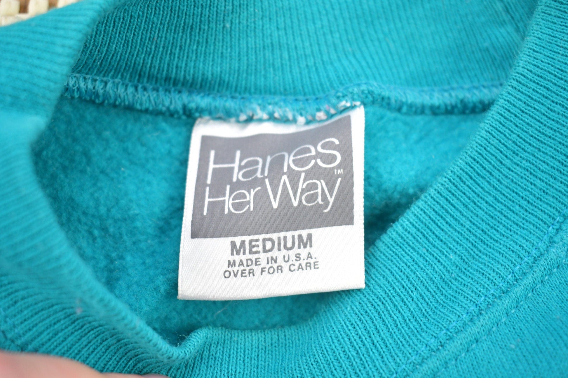 Proper Vintage Clothing > Gender Neutral Adult Clothing > Hoodies & Sweatshirts > Sweatshirts Vintage 1990s Blank Turquoise Crewneck Sweatshirt / 90s Crewneck / Made In USA / Essential / Streetwear / 90s Blank