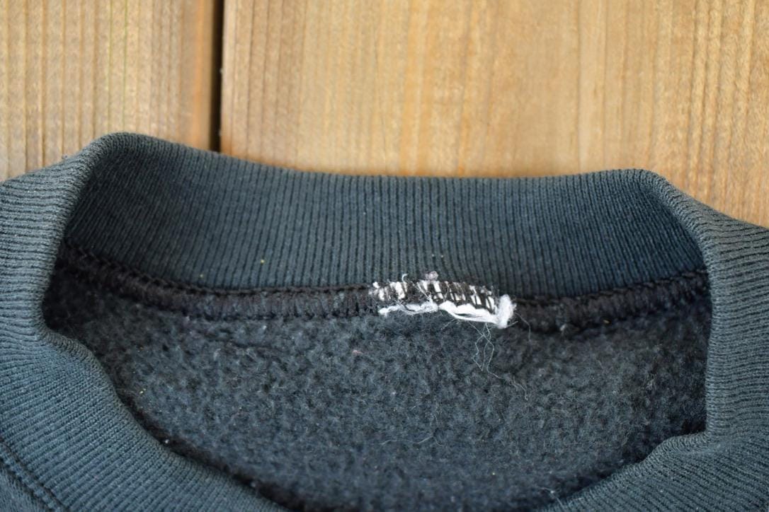 Proper Vintage Clothing > Gender Neutral Adult Clothing > Hoodies & Sweatshirts > Sweatshirts Vintage 1990s Branson Sunflowers Outdoorsman Crewneck Sweatshirt / Embroidered / Nature Sweater / Outdoor Sweater