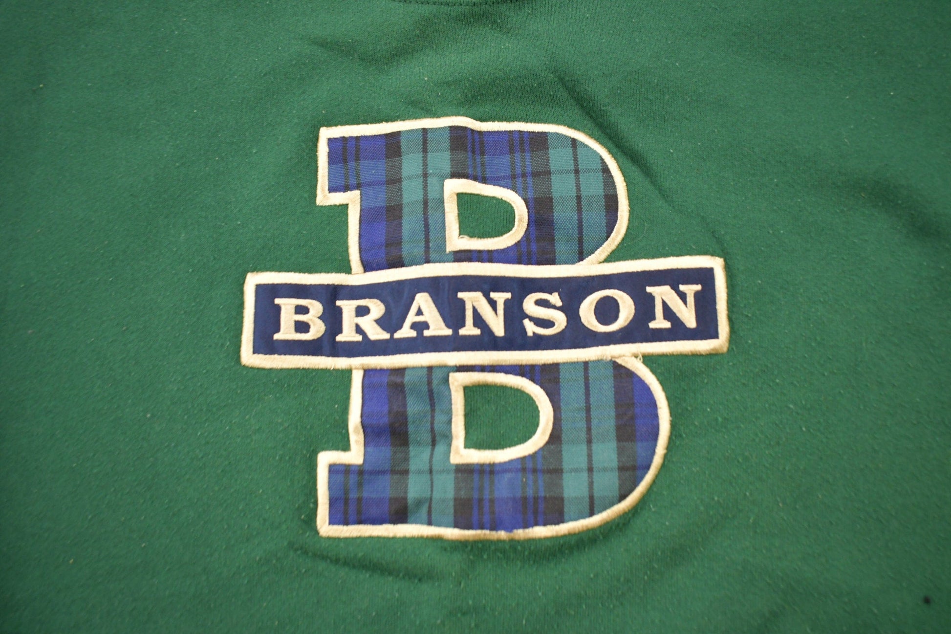 Proper Vintage Clothing > Gender Neutral Adult Clothing > Hoodies & Sweatshirts > Sweatshirts Vintage 1990s Branson University Collegiate Crewneck / Embroidered / Made In USA / Sportswear / Americana