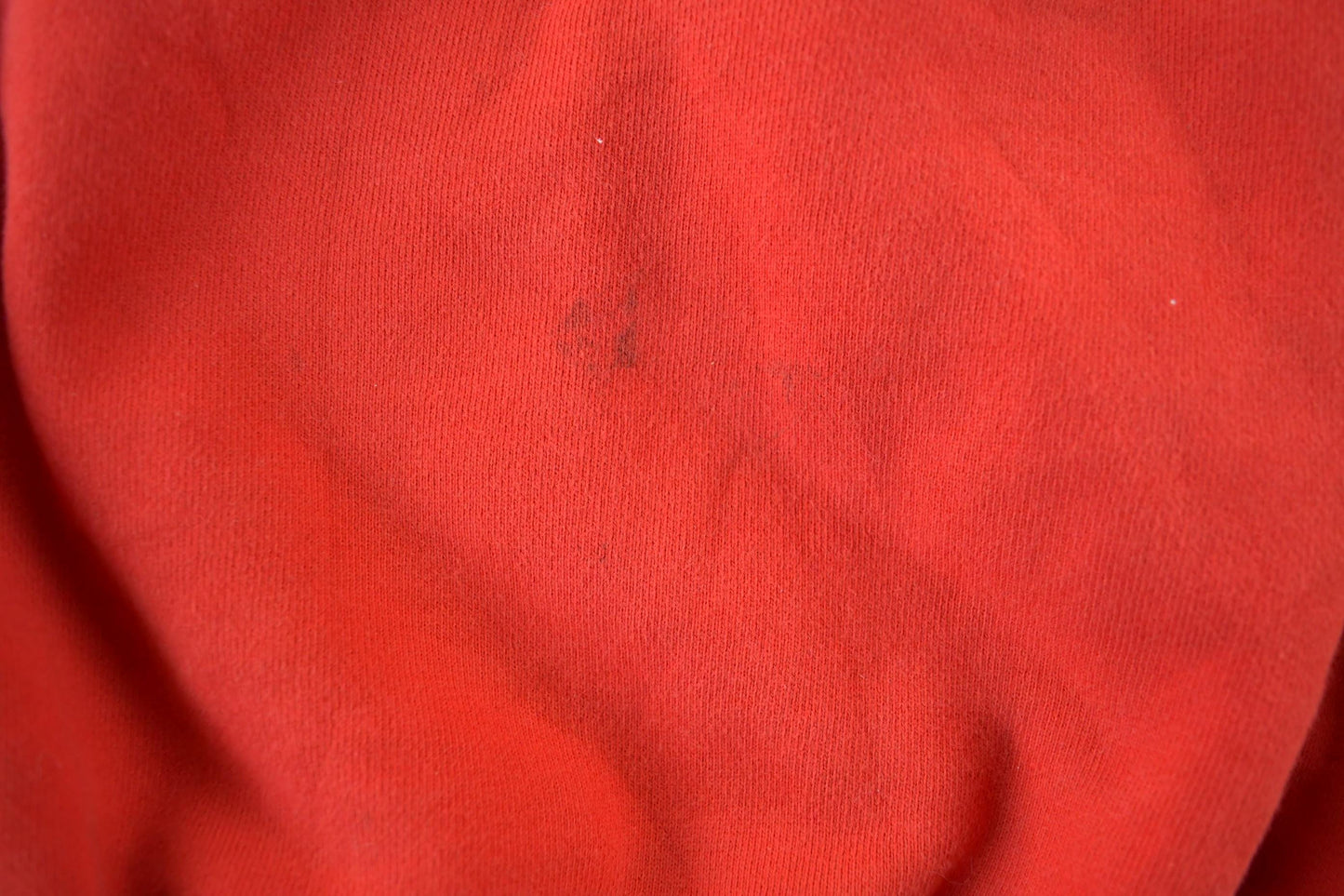 Proper Vintage Clothing > Gender Neutral Adult Clothing > Hoodies & Sweatshirts > Sweatshirts Vintage 1990s Calgary Flames NHL Hockey Crewneck Sweatshirt / Made In USA / Vintage Sportswear / Embroidered / Men's XL