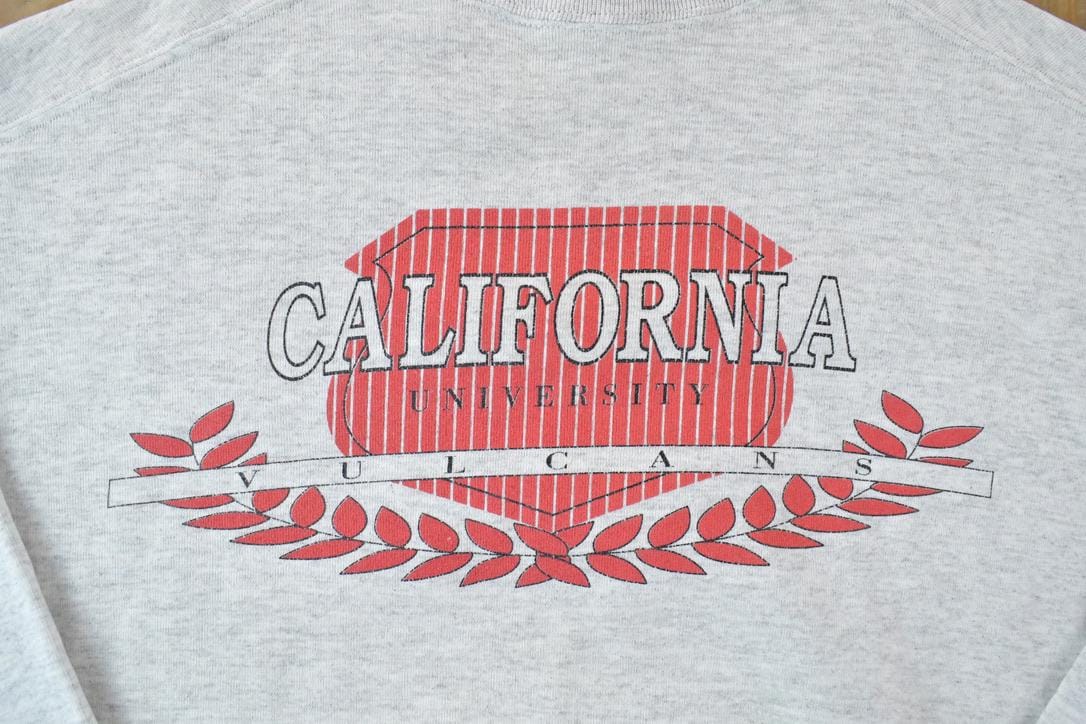 Proper Vintage Clothing > Gender Neutral Adult Clothing > Hoodies & Sweatshirts > Sweatshirts Vintage 1990s California University Collegiate Crewneck / Embroidered / NCAA Sweatshirt / Sportswear / Americana