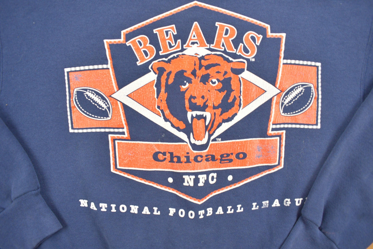 Proper Vintage Clothing > Gender Neutral Adult Clothing > Hoodies & Sweatshirts > Sweatshirts Vintage 1990s Chicago Bears Crewneck Sweatshirt / NFC / 90s Pullover / NFL / Sportswear / Athleisure / Made In USA