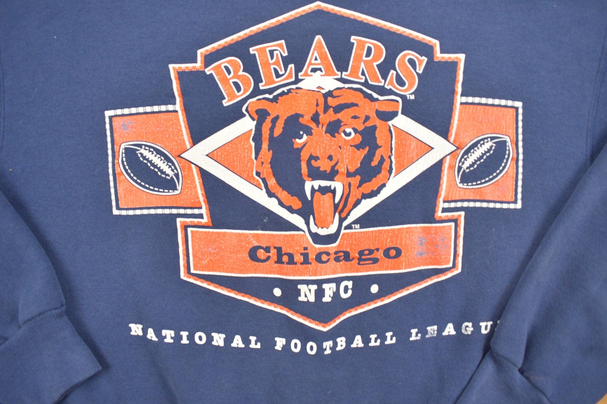 Proper Vintage Clothing > Gender Neutral Adult Clothing > Hoodies & Sweatshirts > Sweatshirts Vintage 1990s Chicago Bears Crewneck Sweatshirt / NFC / 90s Pullover / NFL / Sportswear / Athleisure / Made In USA
