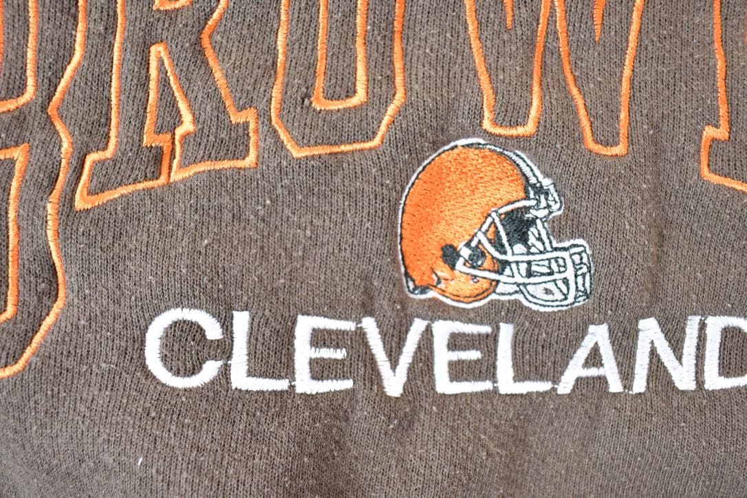 Proper Vintage Clothing > Gender Neutral Adult Clothing > Hoodies & Sweatshirts > Sweatshirts Vintage 1990s Cleveland Browns NFL Crewneck Sweatshirt / Made In USA / Football / Sportswear / Americana