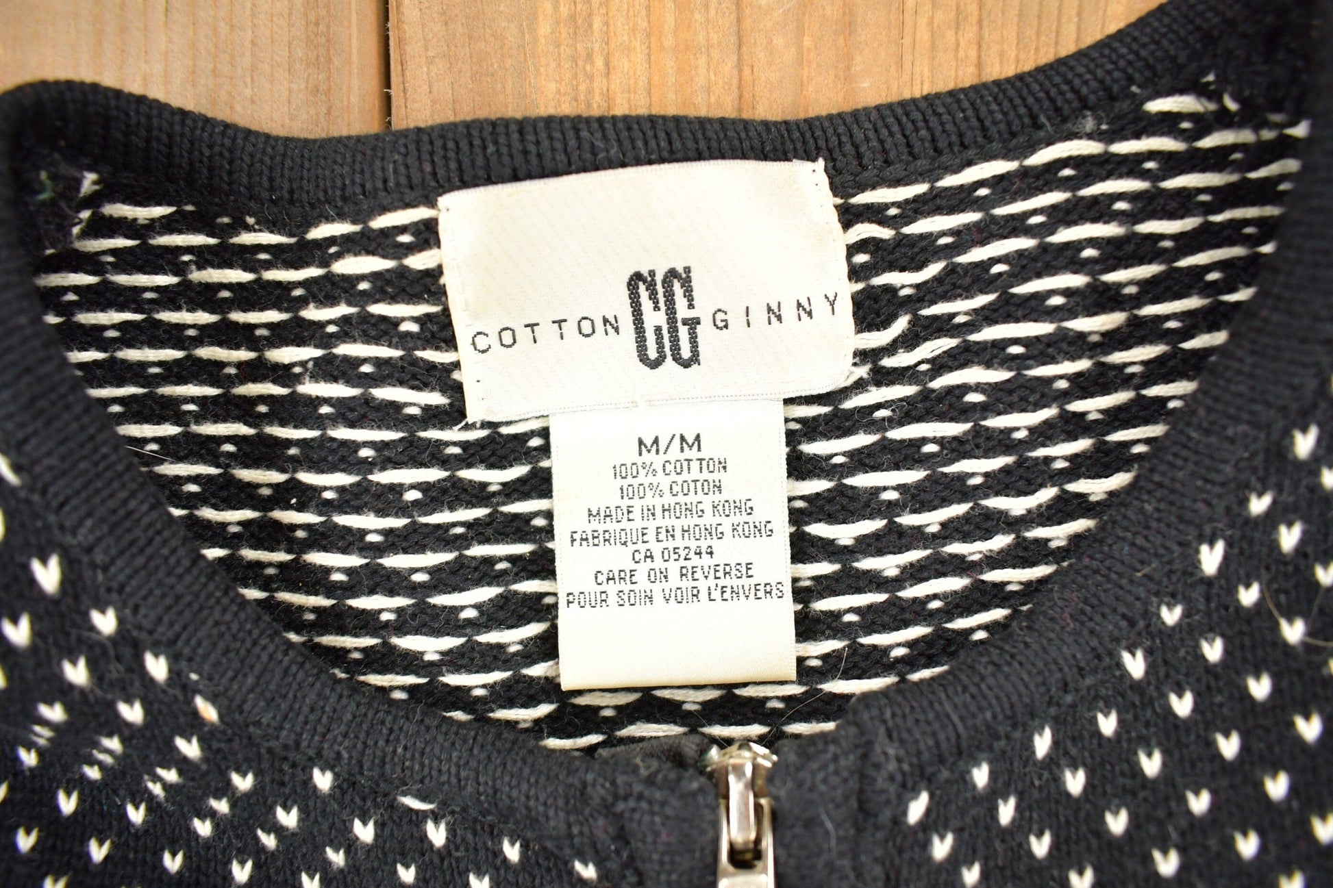 Proper Vintage Clothing > Gender Neutral Adult Clothing > Hoodies & Sweatshirts > Sweatshirts Vintage 1990s Cotton Ginny Knit Zip Up Sweater / Vintage 90s Sweater / All Over Pattern / Winter Sweatshirt / Abstract Pattern