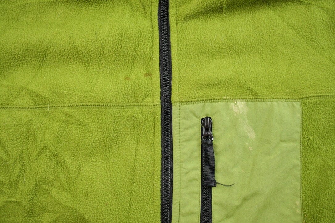 Proper Vintage Clothing > Gender Neutral Adult Clothing > Hoodies & Sweatshirts > Sweatshirts Vintage 1990s Duluth Green Fleece Sweater / Outdoorsman / 90s Sweater / Streetwear / Hiking / Fleece Zip up / Duluth Trading / 90s Fleece