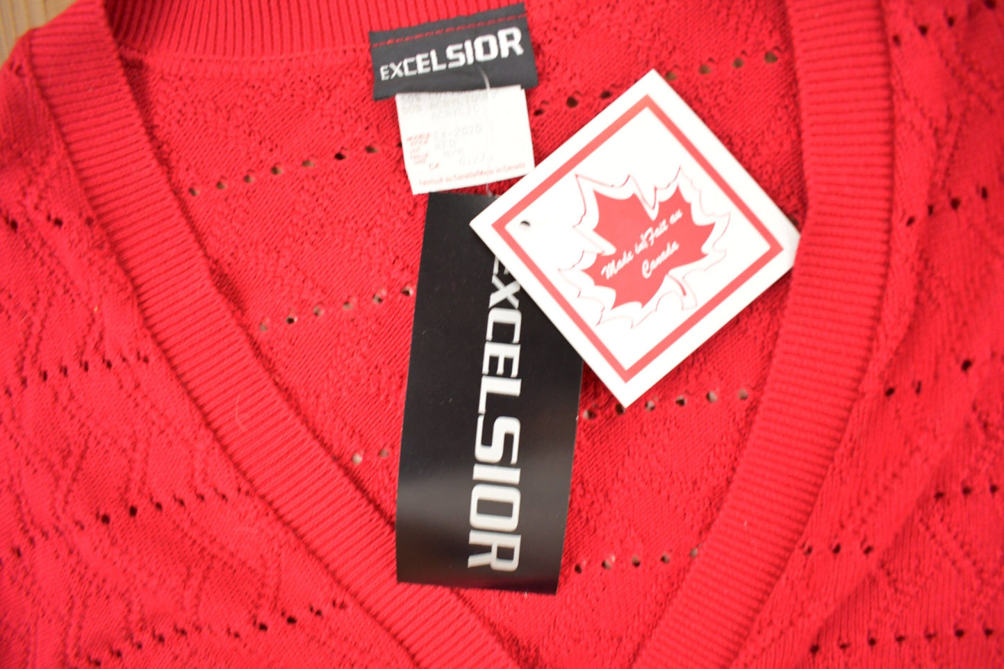 Proper Vintage Clothing > Gender Neutral Adult Clothing > Hoodies & Sweatshirts > Sweatshirts Vintage 1990s Excelsior Red Knit Cardigan Sweater / Vintage Cardigan / Made In Canada / Deadstock With Tags