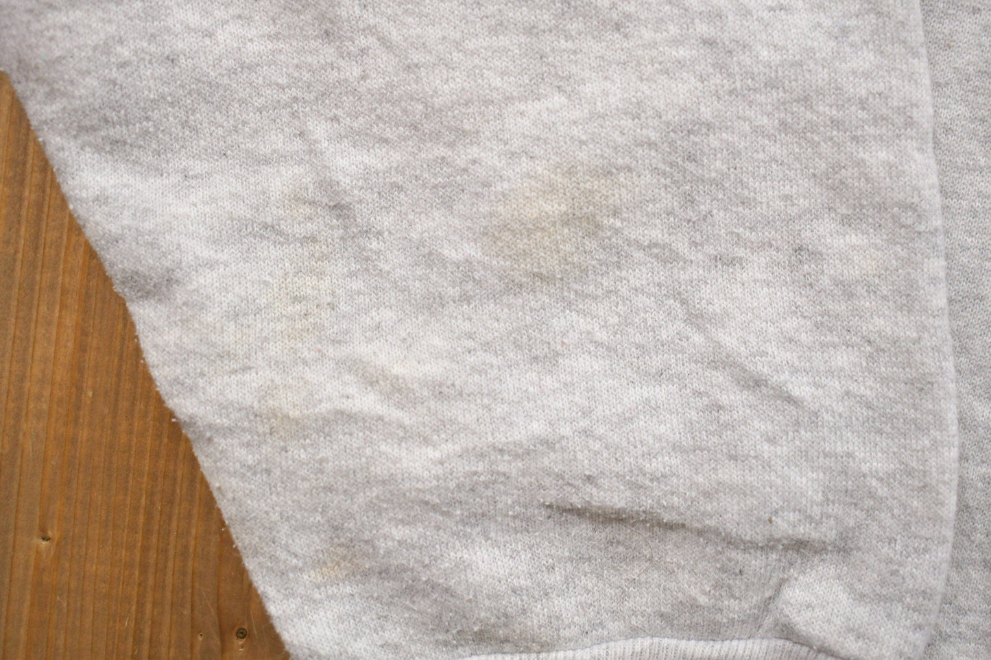 Proper Vintage Clothing > Gender Neutral Adult Clothing > Hoodies & Sweatshirts > Sweatshirts Vintage 1990s Florida XXL Athletics Crewneck Sweatshirt / 90s Crewneck Souvenir Sweater / Streetwear / Travel And Vacation / 90s Florida