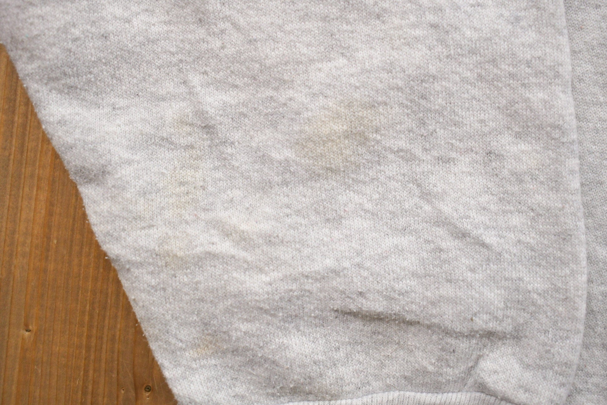 Proper Vintage Clothing > Gender Neutral Adult Clothing > Hoodies & Sweatshirts > Sweatshirts Vintage 1990s Florida XXL Athletics Crewneck Sweatshirt / 90s Crewneck Souvenir Sweater / Streetwear / Travel And Vacation / 90s Florida