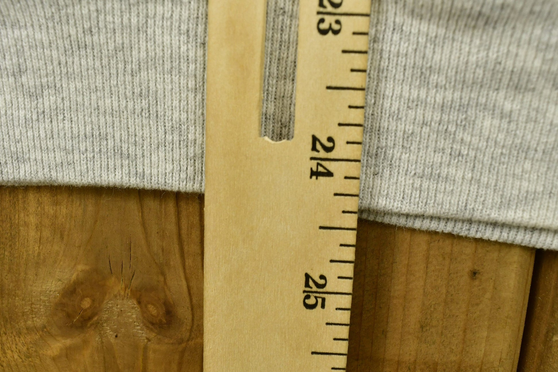 Proper Vintage Clothing > Gender Neutral Adult Clothing > Hoodies & Sweatshirts > Sweatshirts Vintage 1990s Greenbay Packers Crewneck Sweatshirt / Made In USA / 90s Crewneck / NFL Streetwear / Athleisure