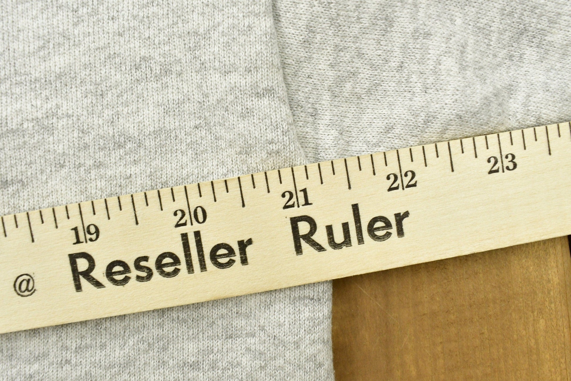 Proper Vintage Clothing > Gender Neutral Adult Clothing > Hoodies & Sweatshirts > Sweatshirts Vintage 1990s Greenbay Packers Crewneck Sweatshirt / Made In USA / 90s Crewneck / NFL Streetwear / Athleisure