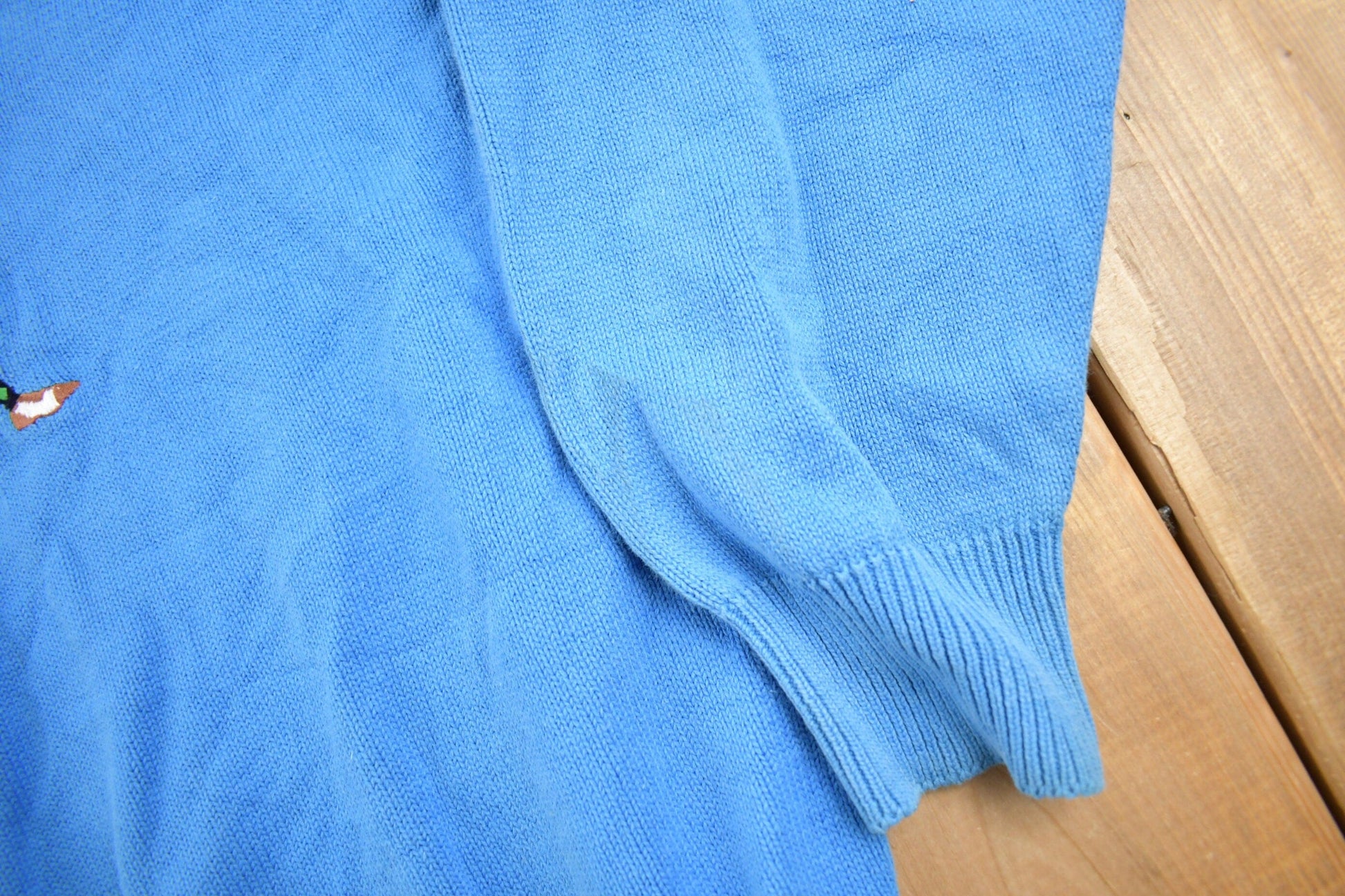 Proper Vintage Clothing > Gender Neutral Adult Clothing > Hoodies & Sweatshirts > Sweatshirts Vintage 1990s IZOD Golfing Theme Knitted Crewneck / Vintage 90s Crewneck / Embroidered